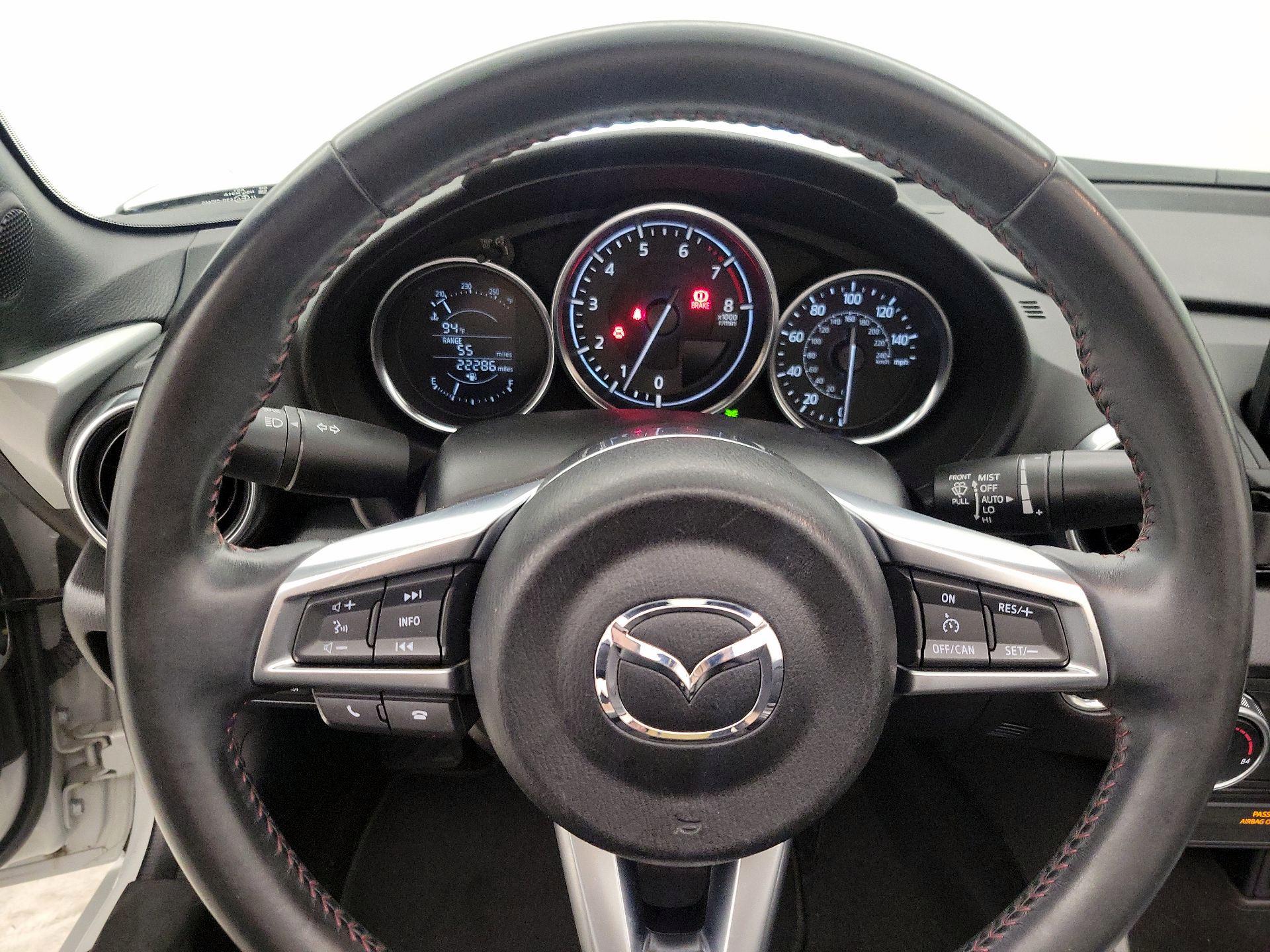 Thumbnail: 2018 Mazda MX-5 Miata - 10