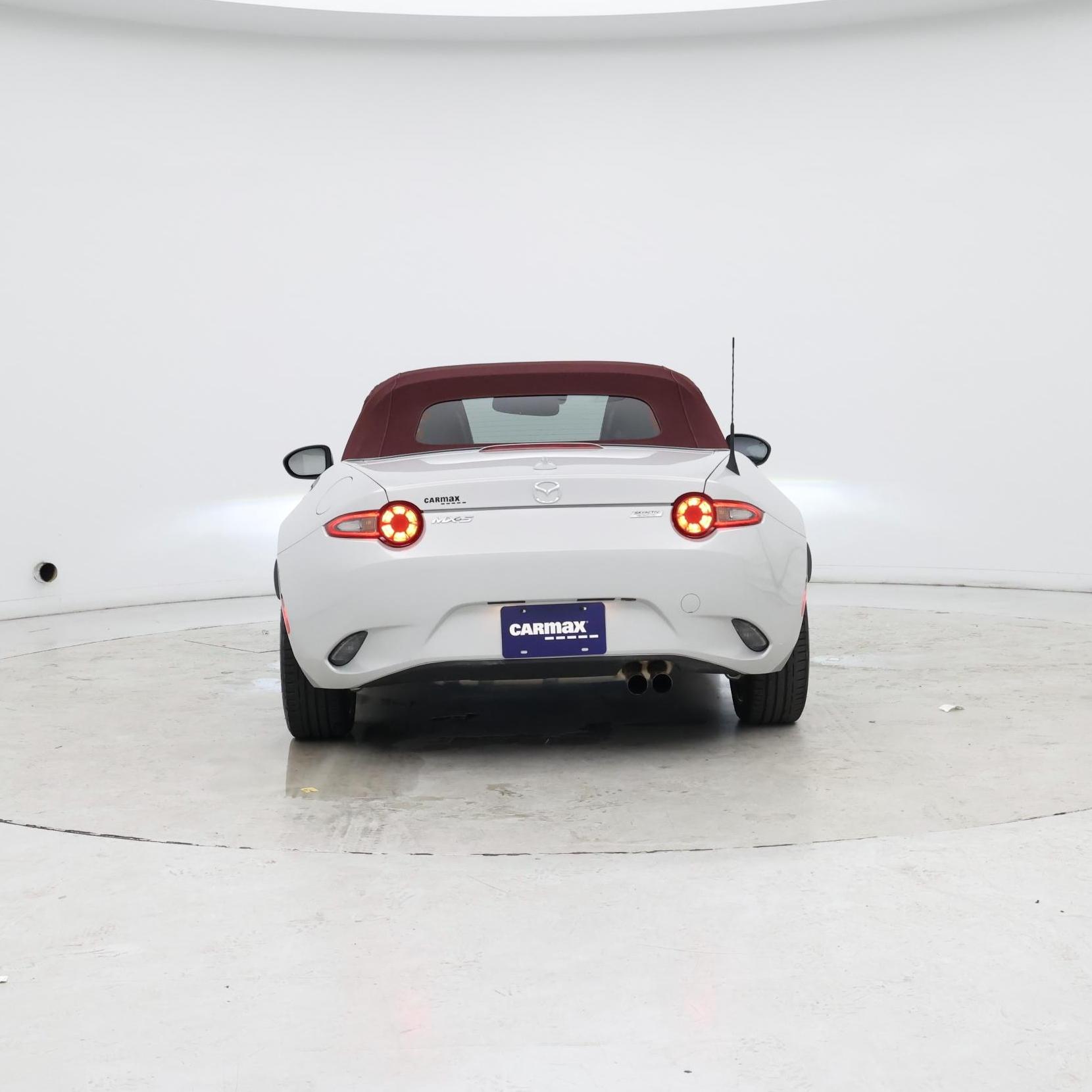 Thumbnail: 2018 Mazda MX-5 Miata - 6
