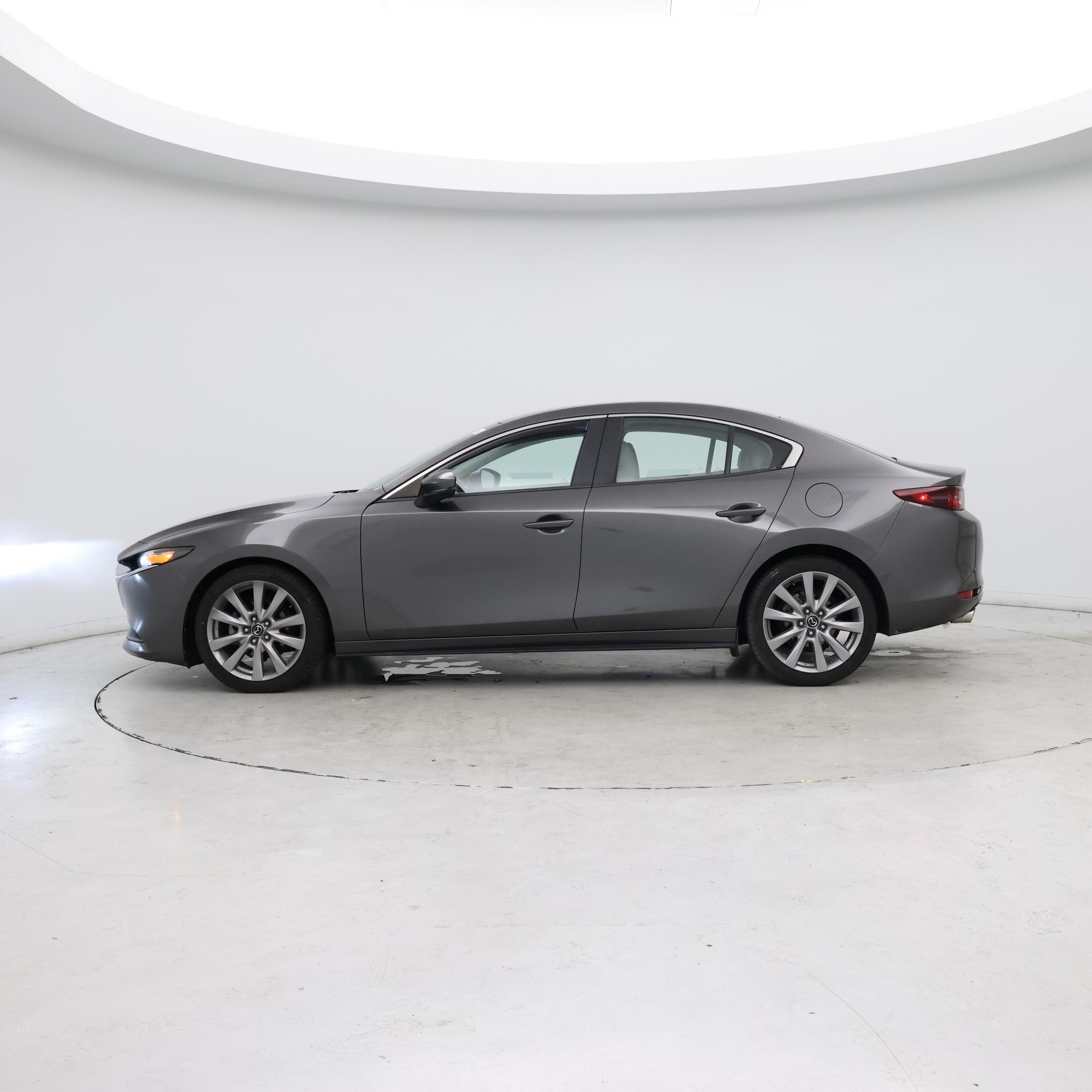 Thumbnail: 2020 Mazda Mazda3 - 3