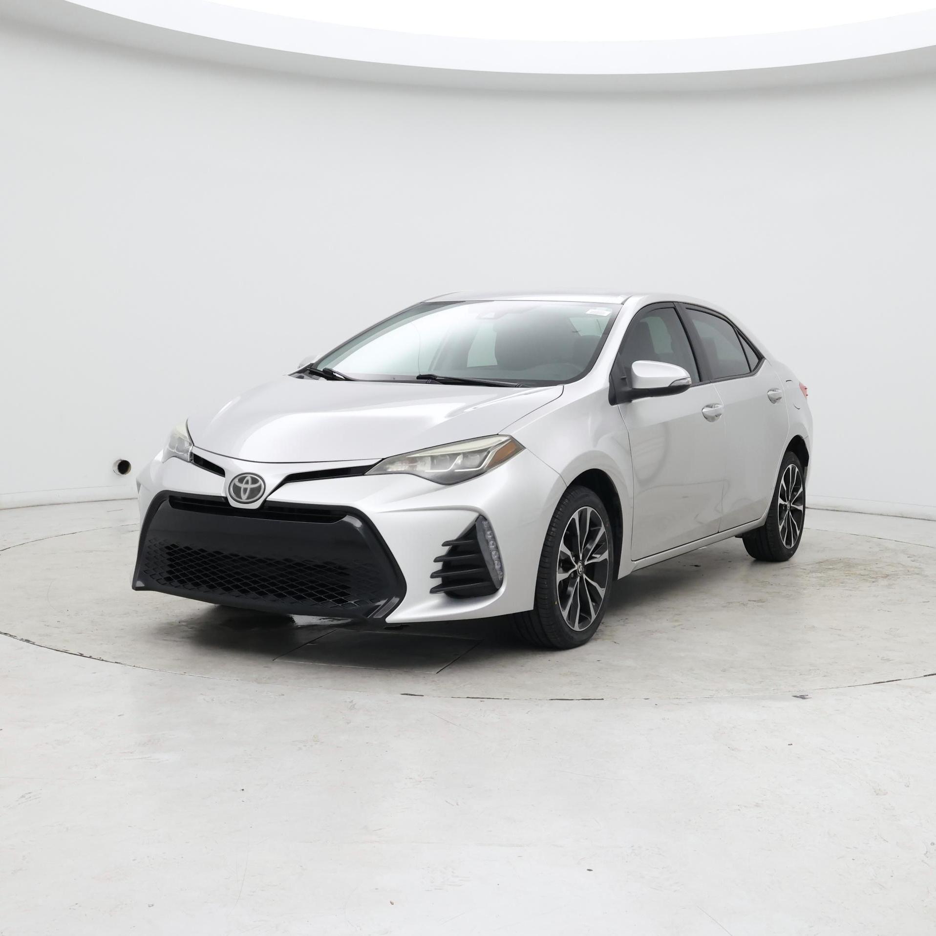 Thumbnail: 2018 Toyota Corolla - 4