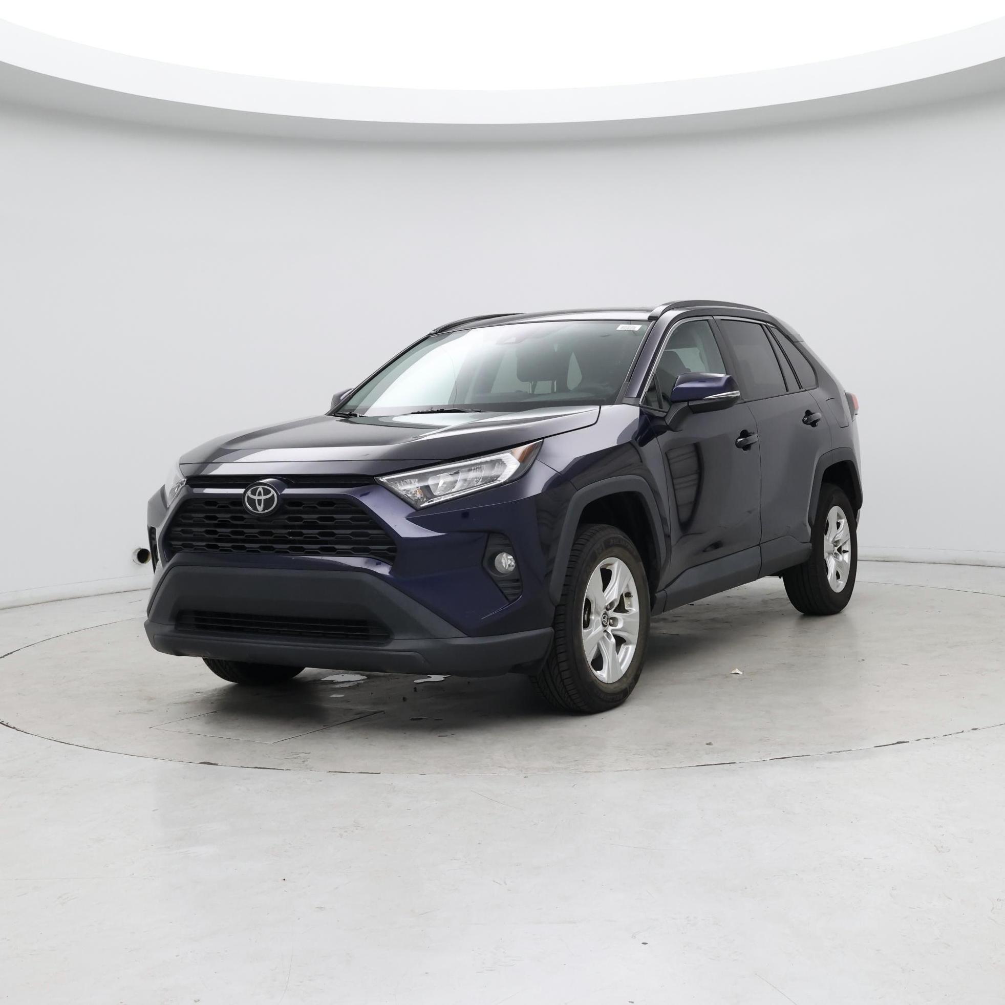 Thumbnail: 2021 Toyota RAV4 - 4