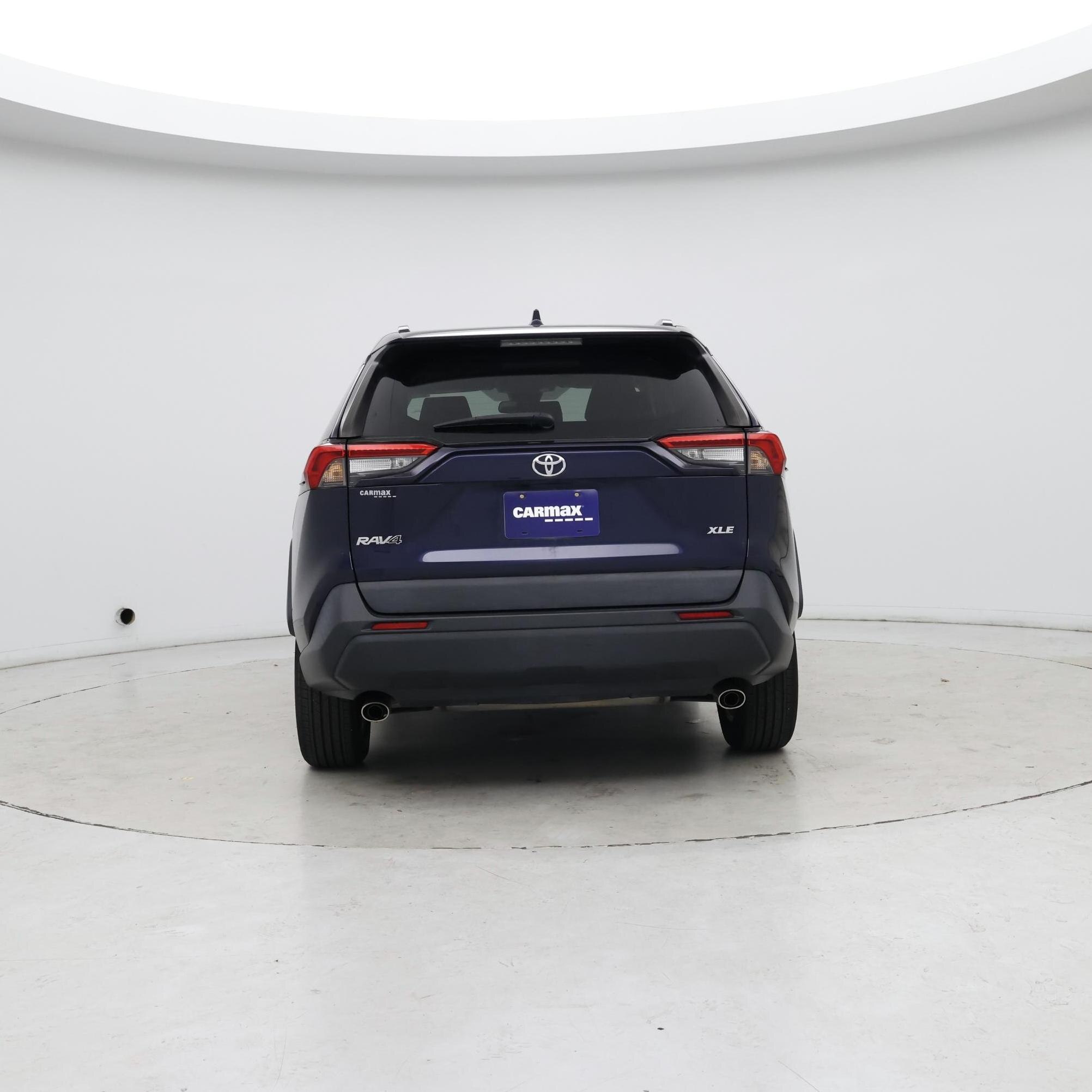 Thumbnail: 2021 Toyota RAV4 - 6
