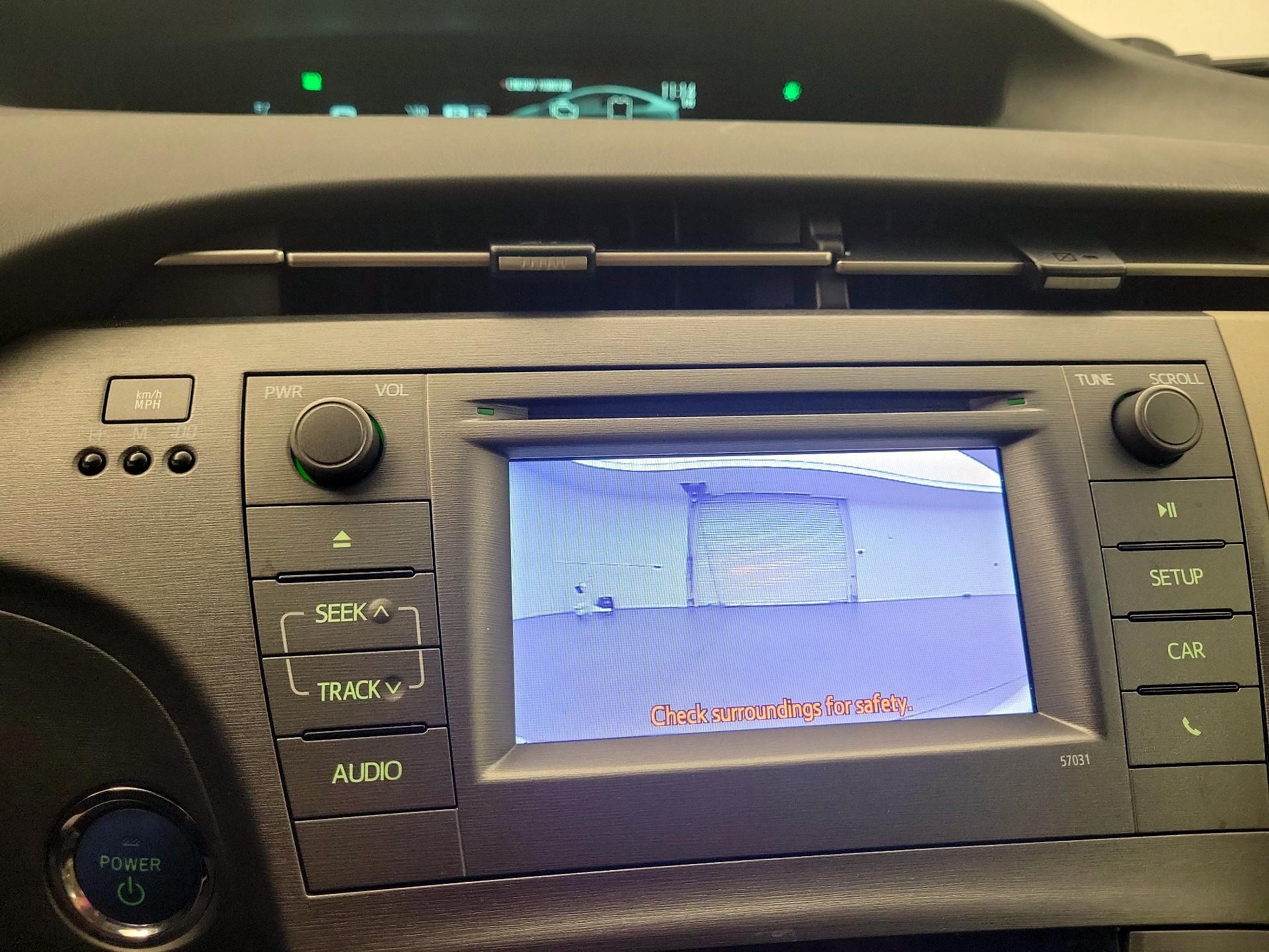 Thumbnail: 2014 Toyota Prius - 14