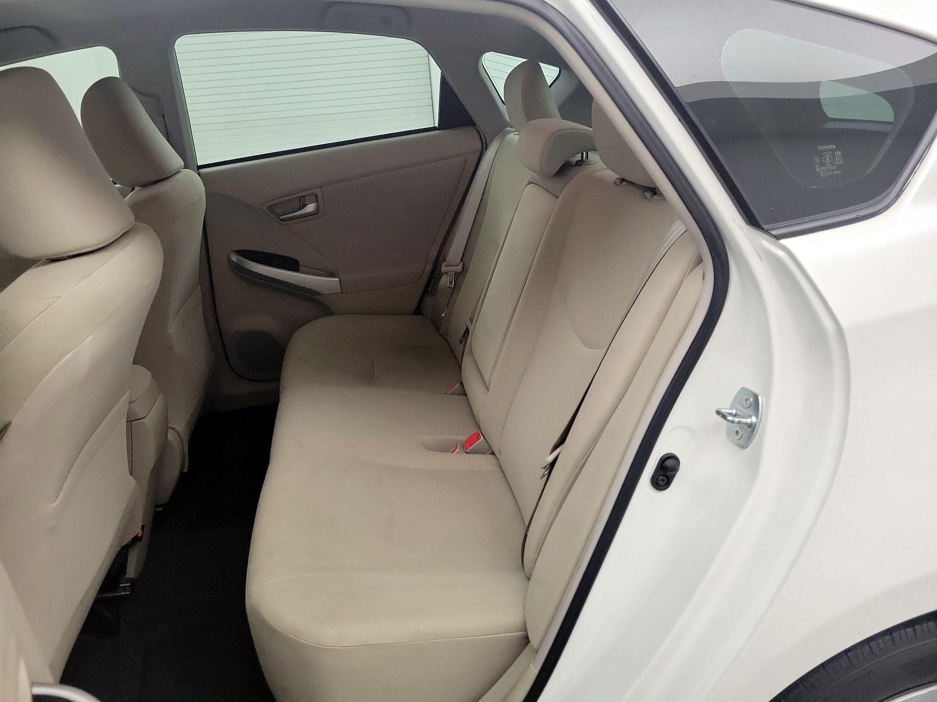 Thumbnail: 2014 Toyota Prius - 19