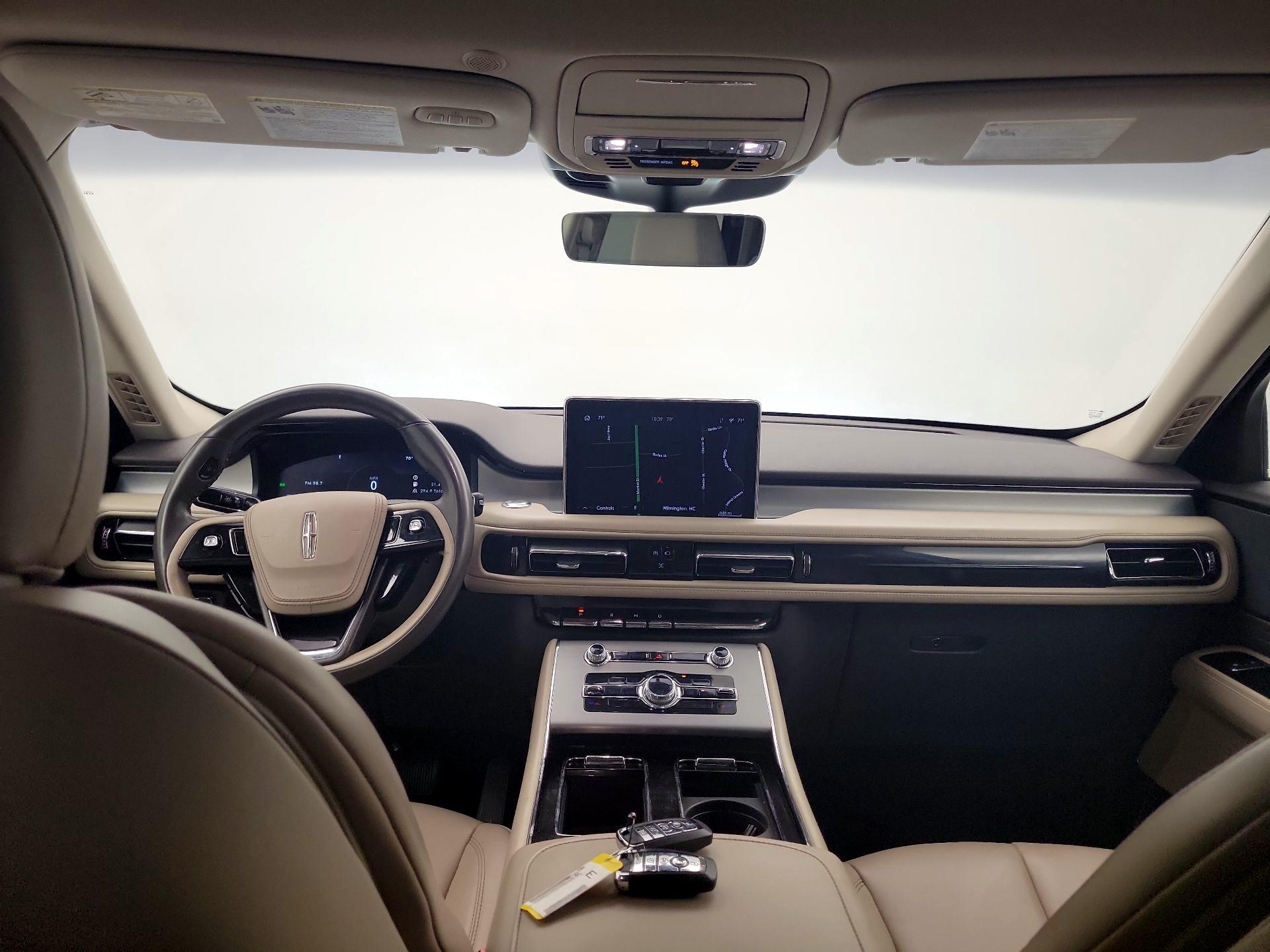 Thumbnail: 2021 Lincoln Aviator - 9