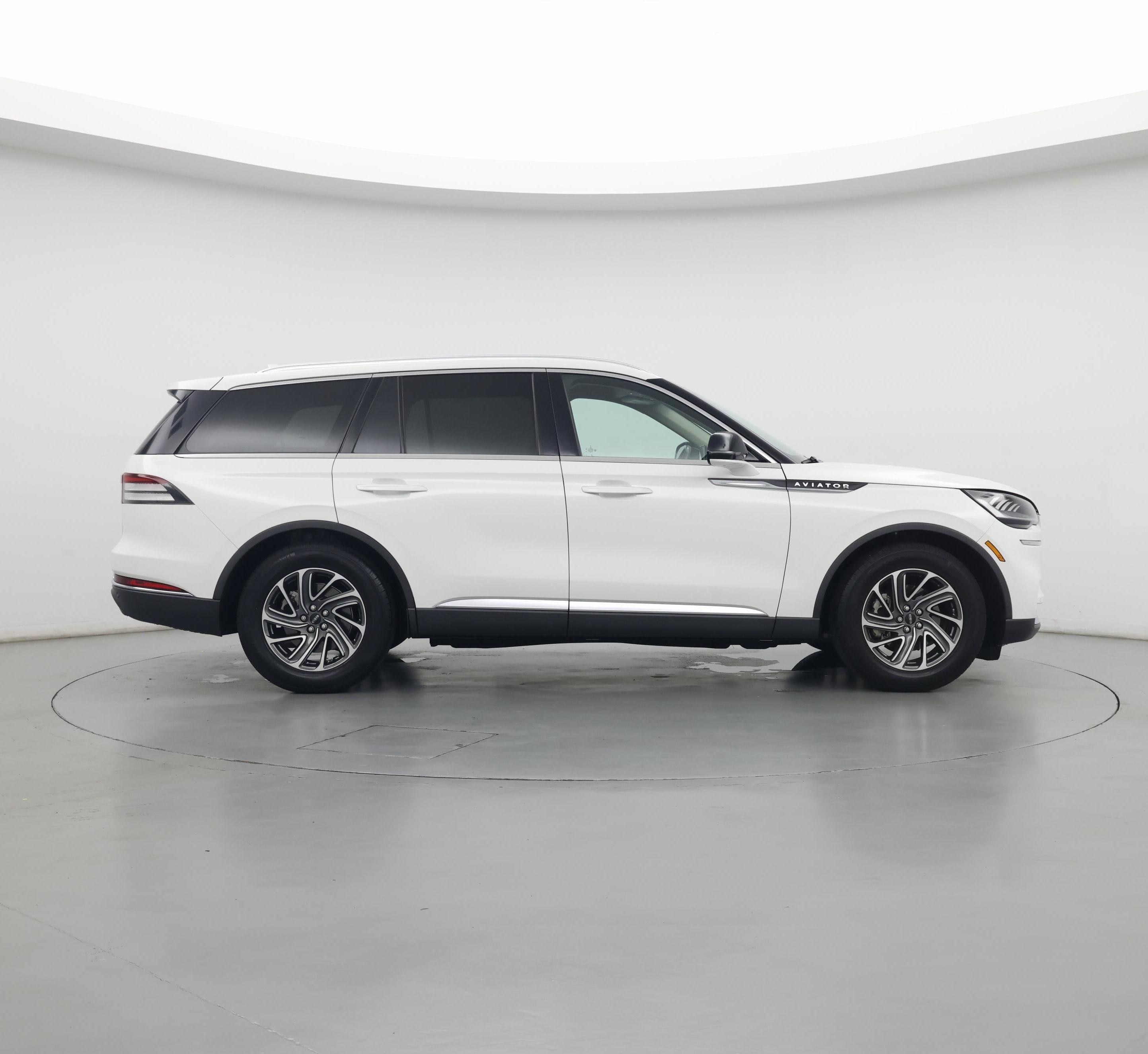 Thumbnail: 2021 Lincoln Aviator - 7