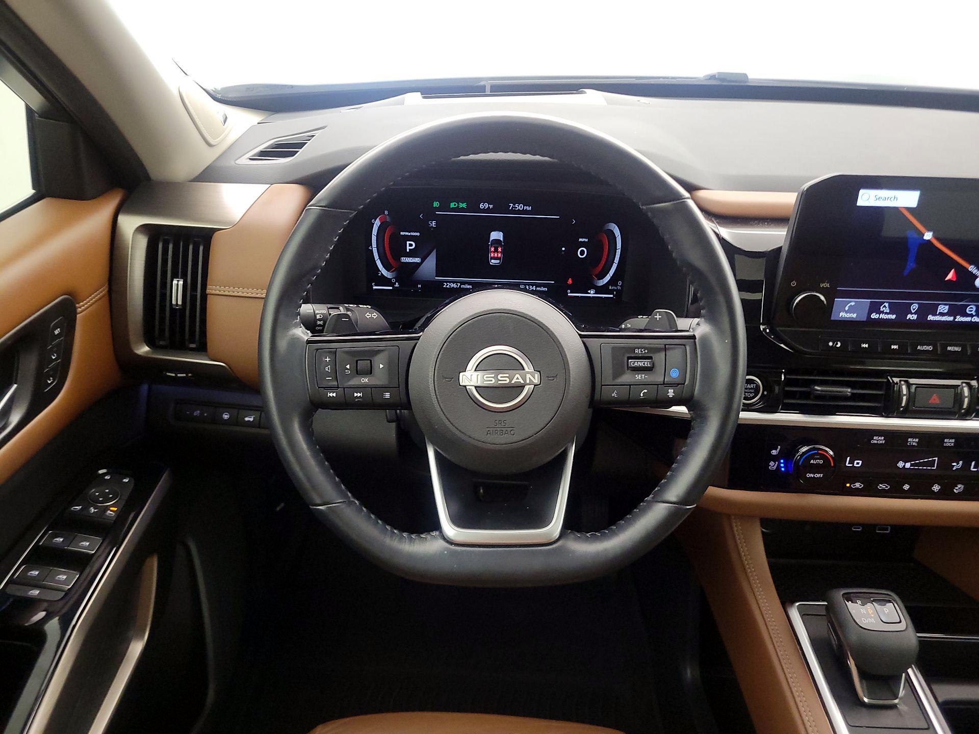 Thumbnail: 2022 Nissan Pathfinder - 10