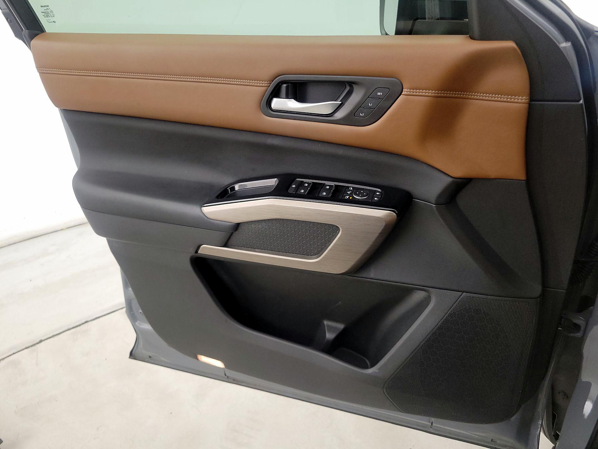 Thumbnail: 2022 Nissan Pathfinder - 12