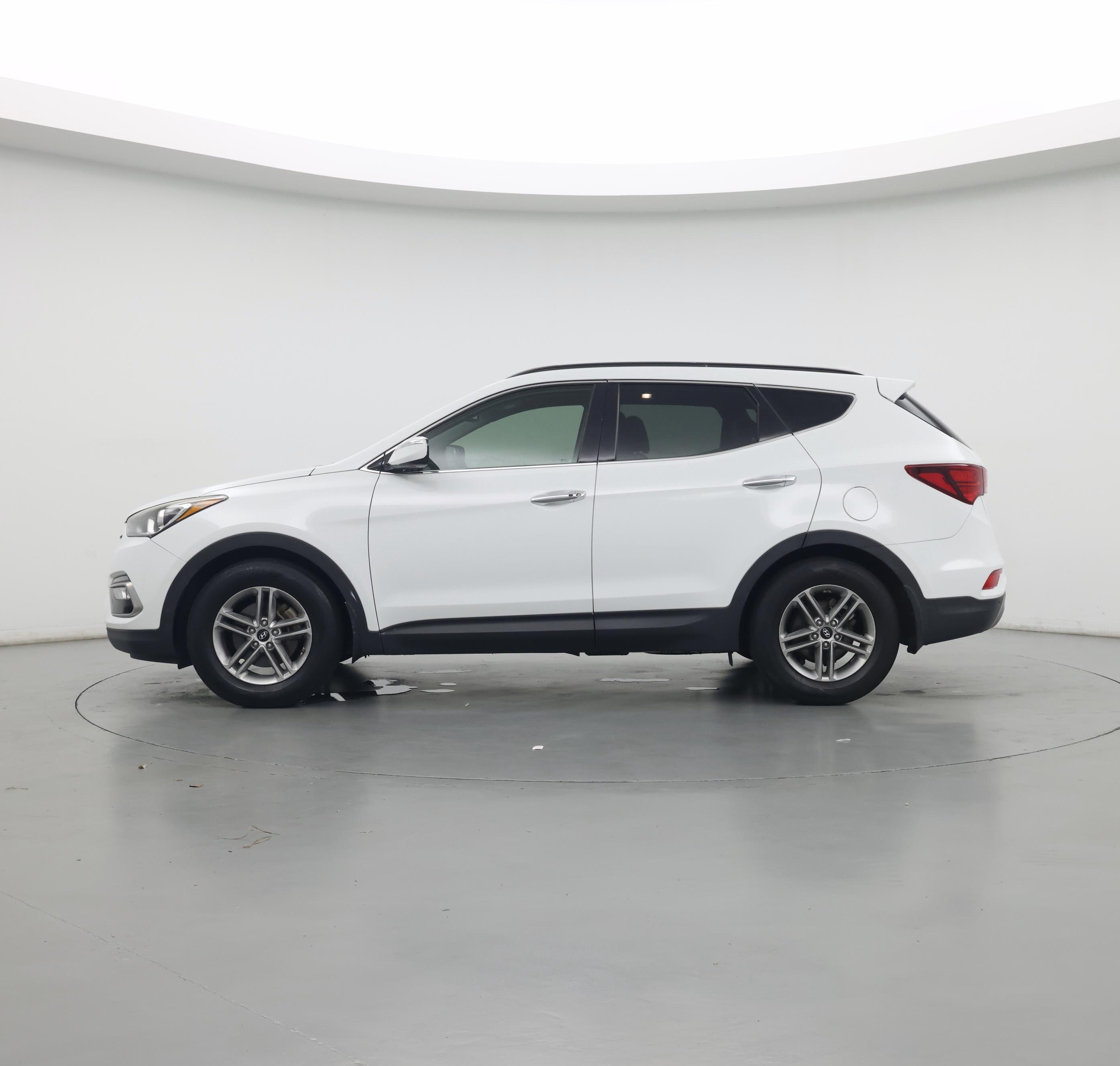 Thumbnail: 2018 Hyundai Santa Fe - 3