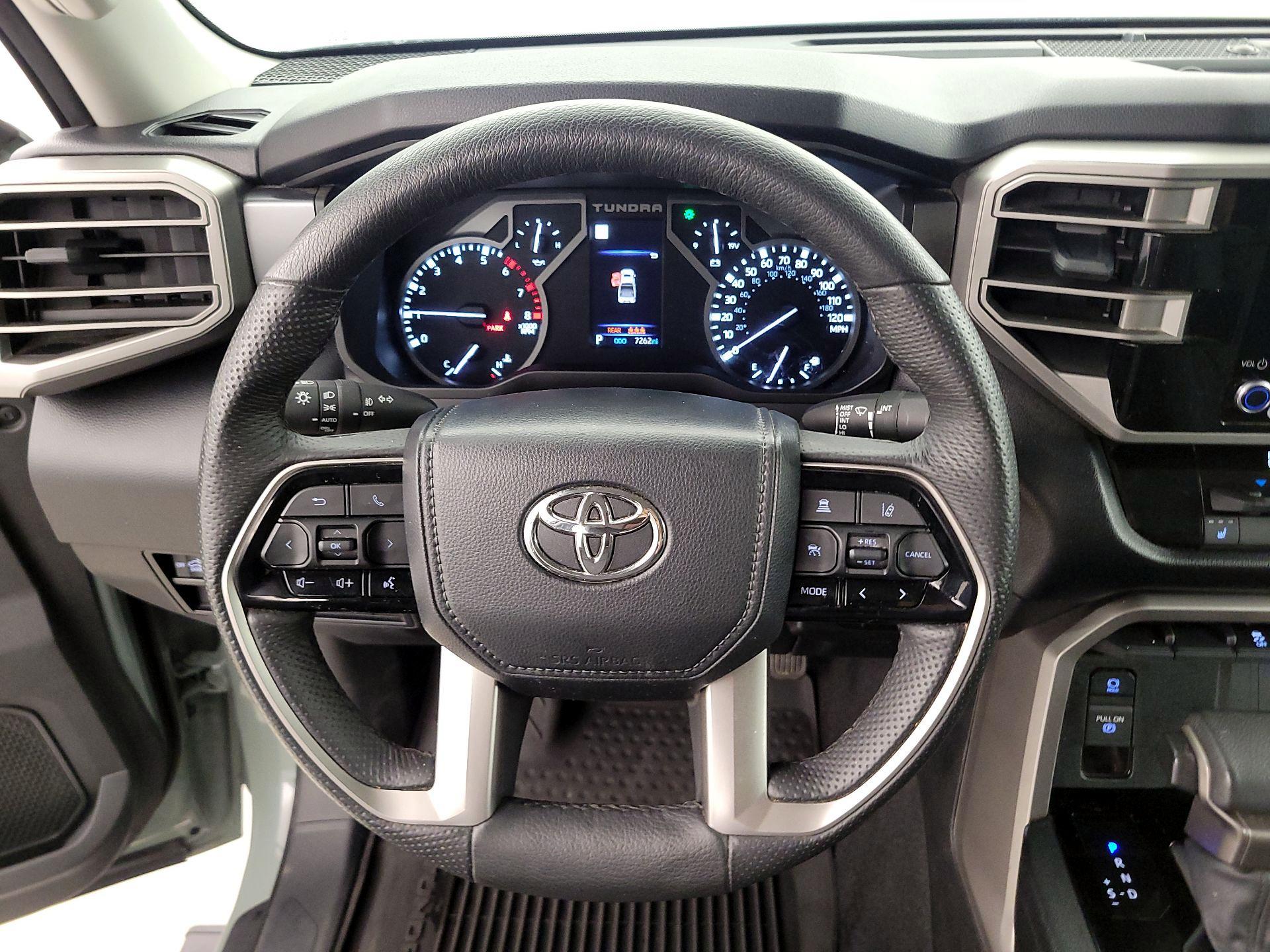 Thumbnail: 2024 Toyota Tundra - 10