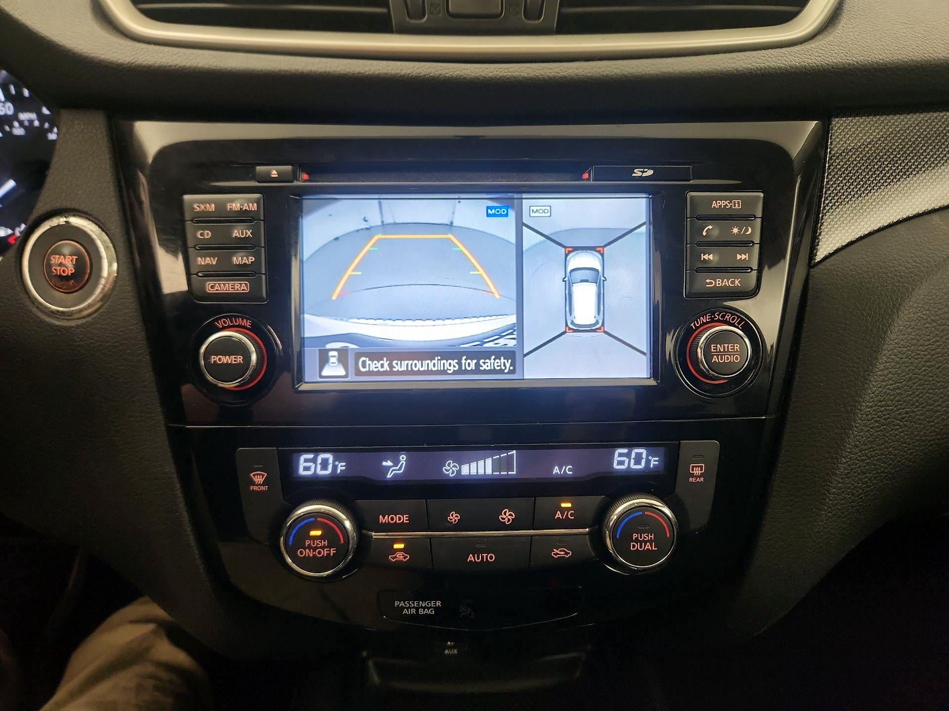 Thumbnail: 2014 Nissan Rogue - 15