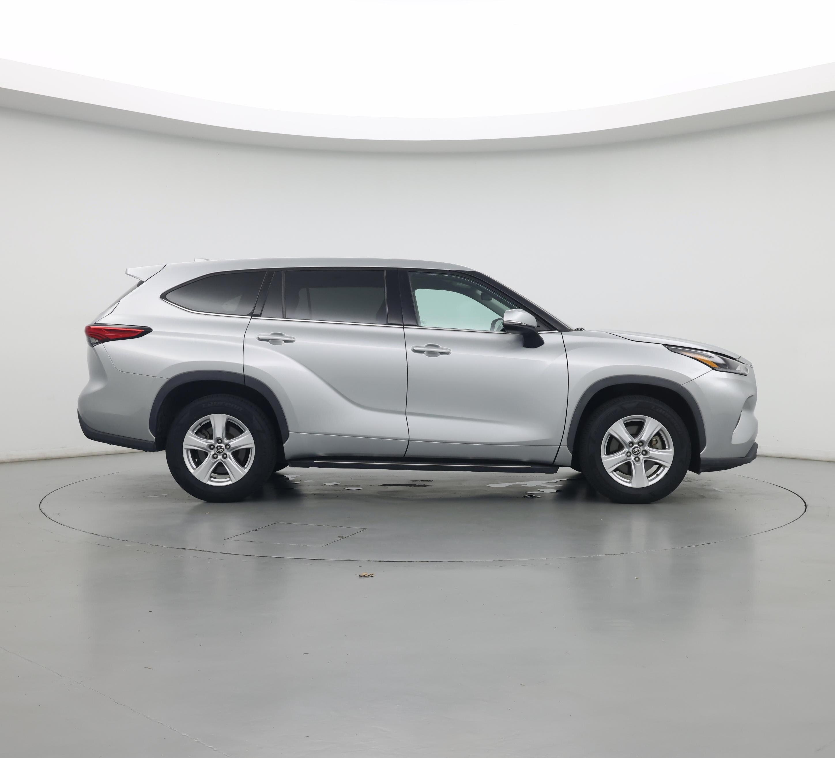 Thumbnail: 2021 Toyota Highlander - 7