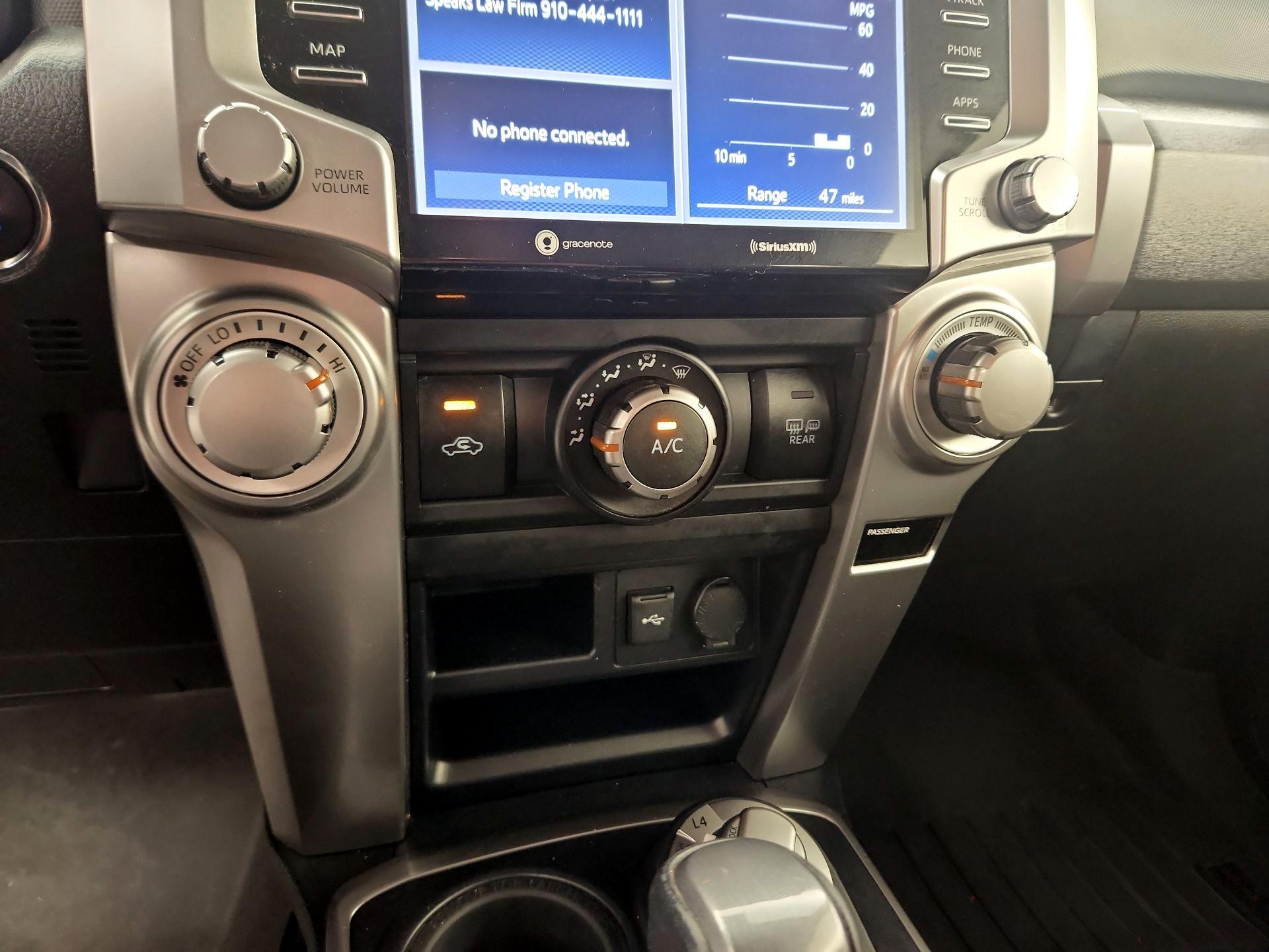 Thumbnail: 2021 Toyota 4Runner - 16