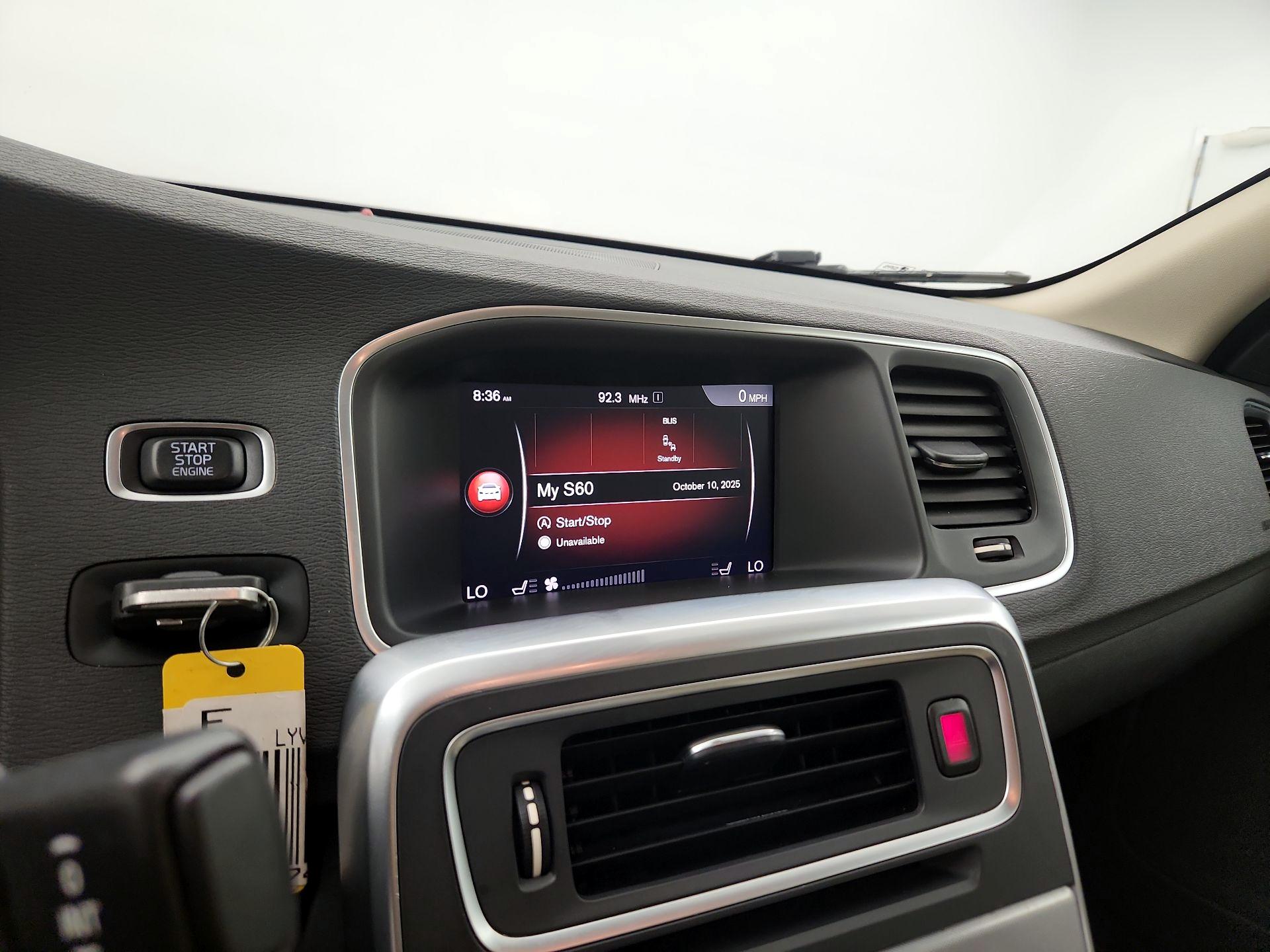Thumbnail: 2017 Volvo S60 - 15