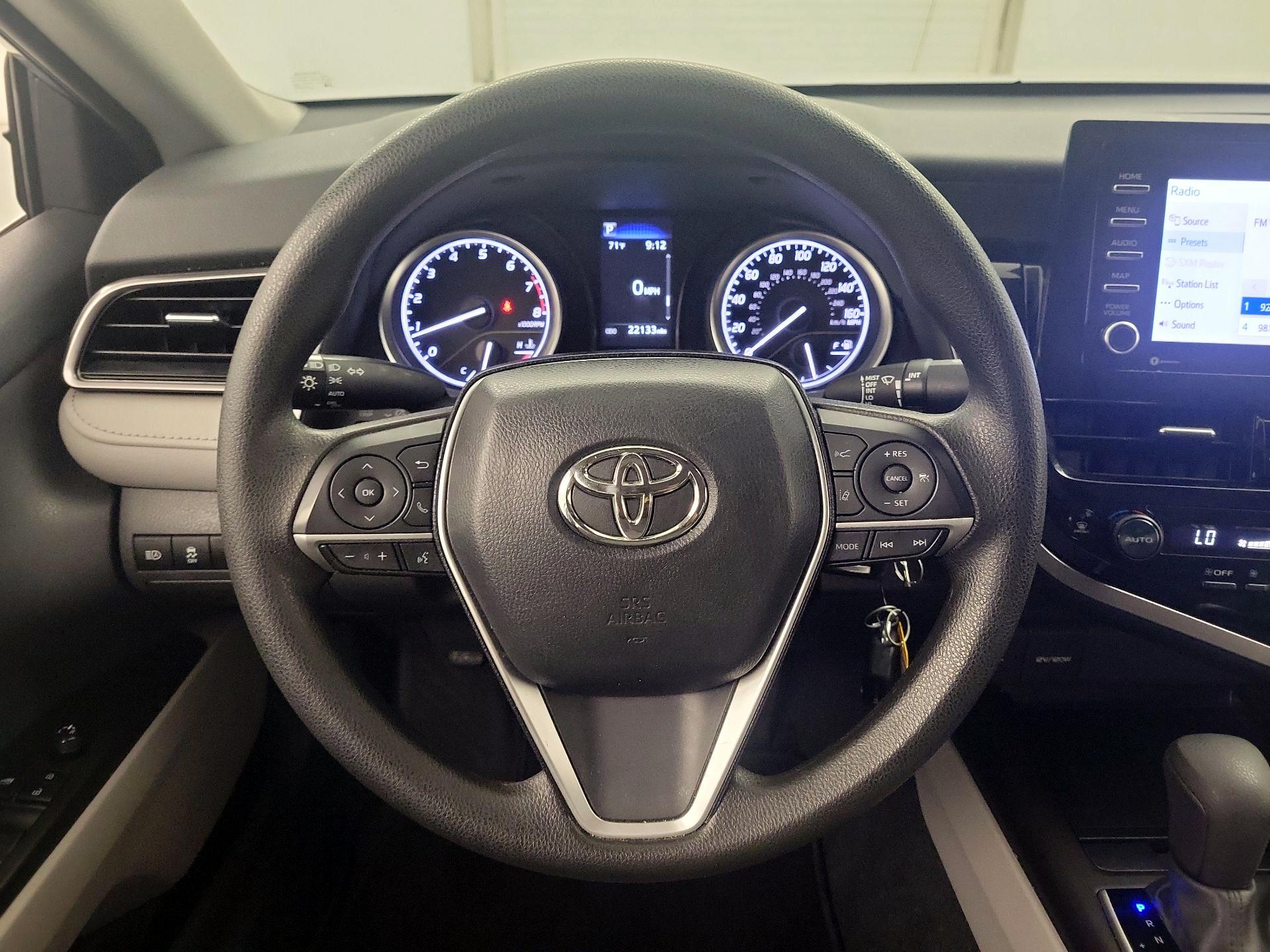 Thumbnail: 2023 Toyota Camry - 10