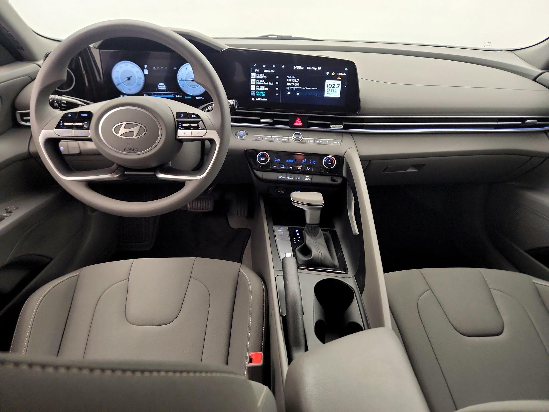 Thumbnail: 2024 Hyundai Elantra - 9