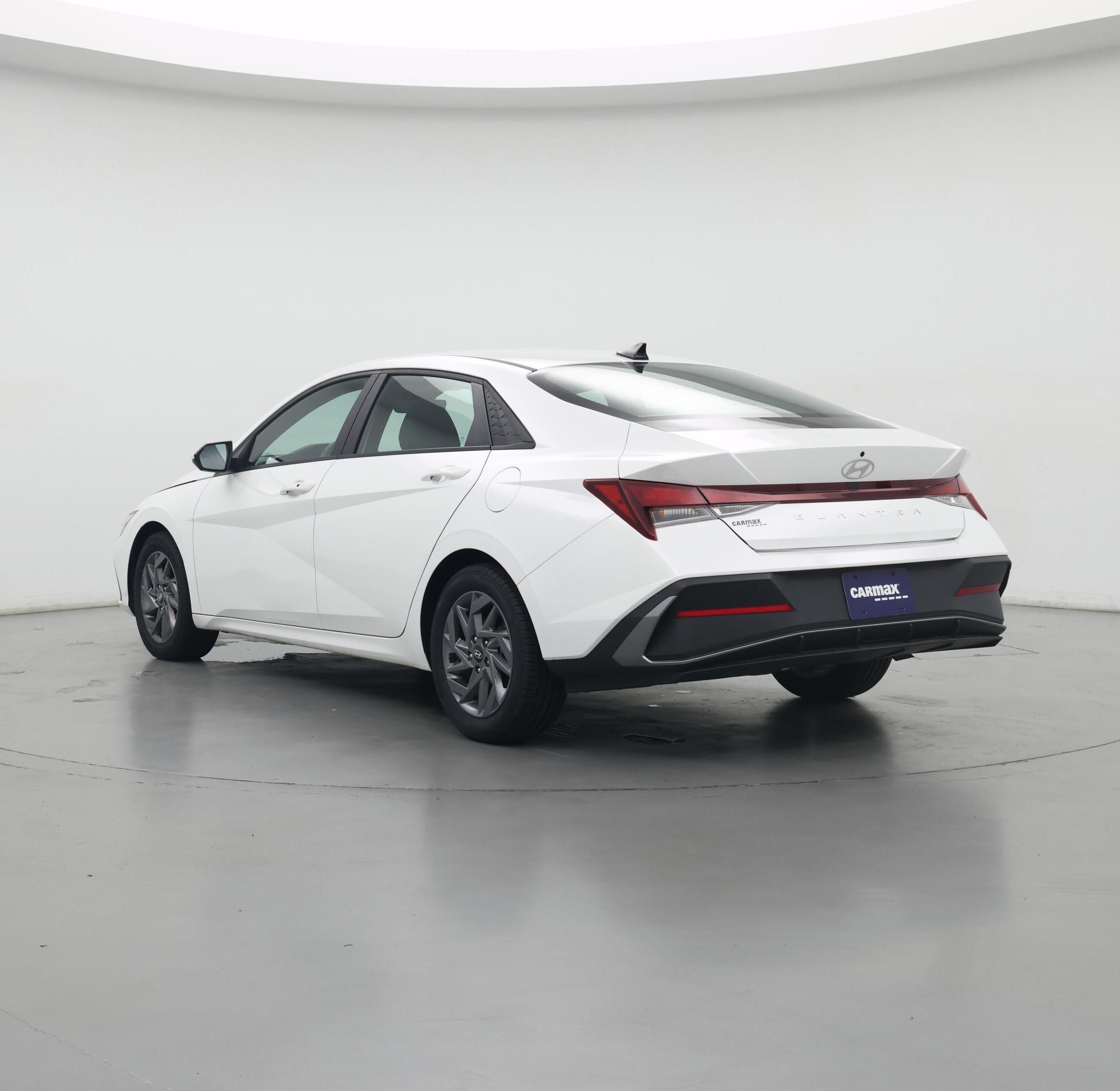 Thumbnail: 2024 Hyundai Elantra - 2