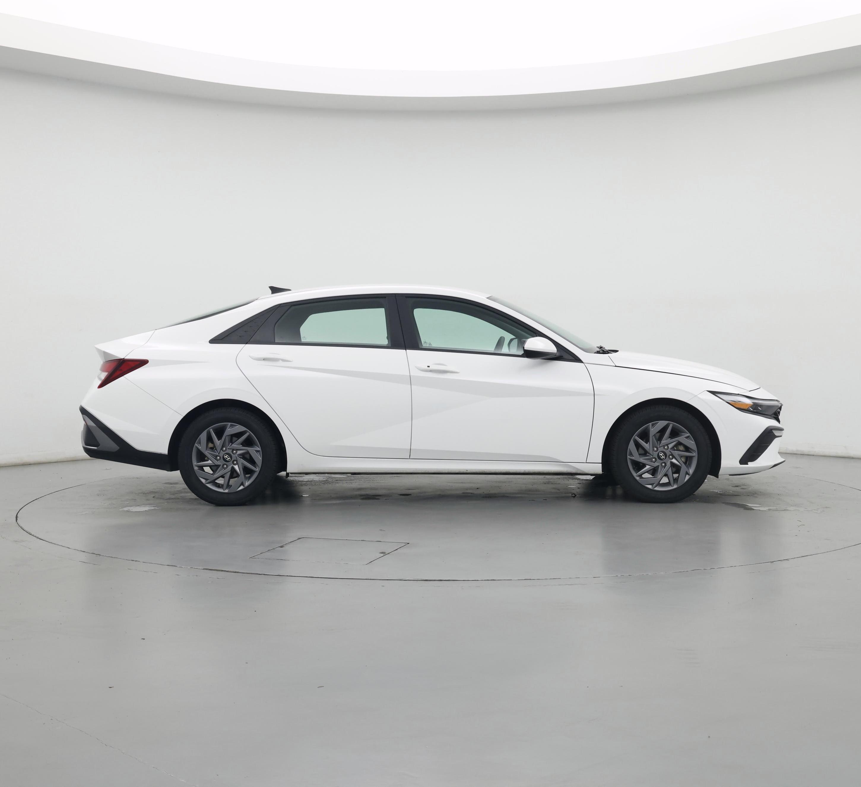 Thumbnail: 2024 Hyundai Elantra - 7