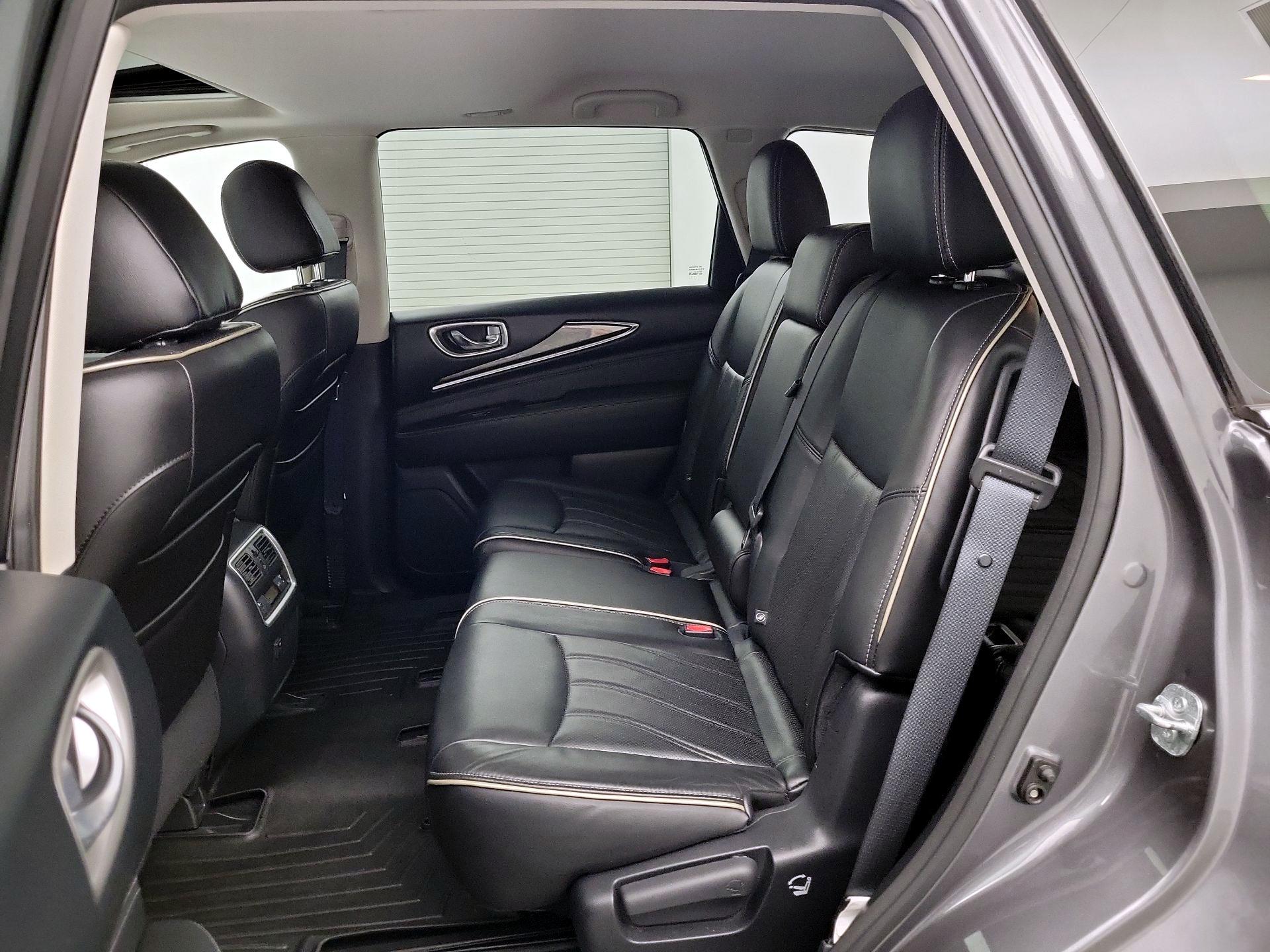 Thumbnail: 2017 INFINITI QX60 - 10