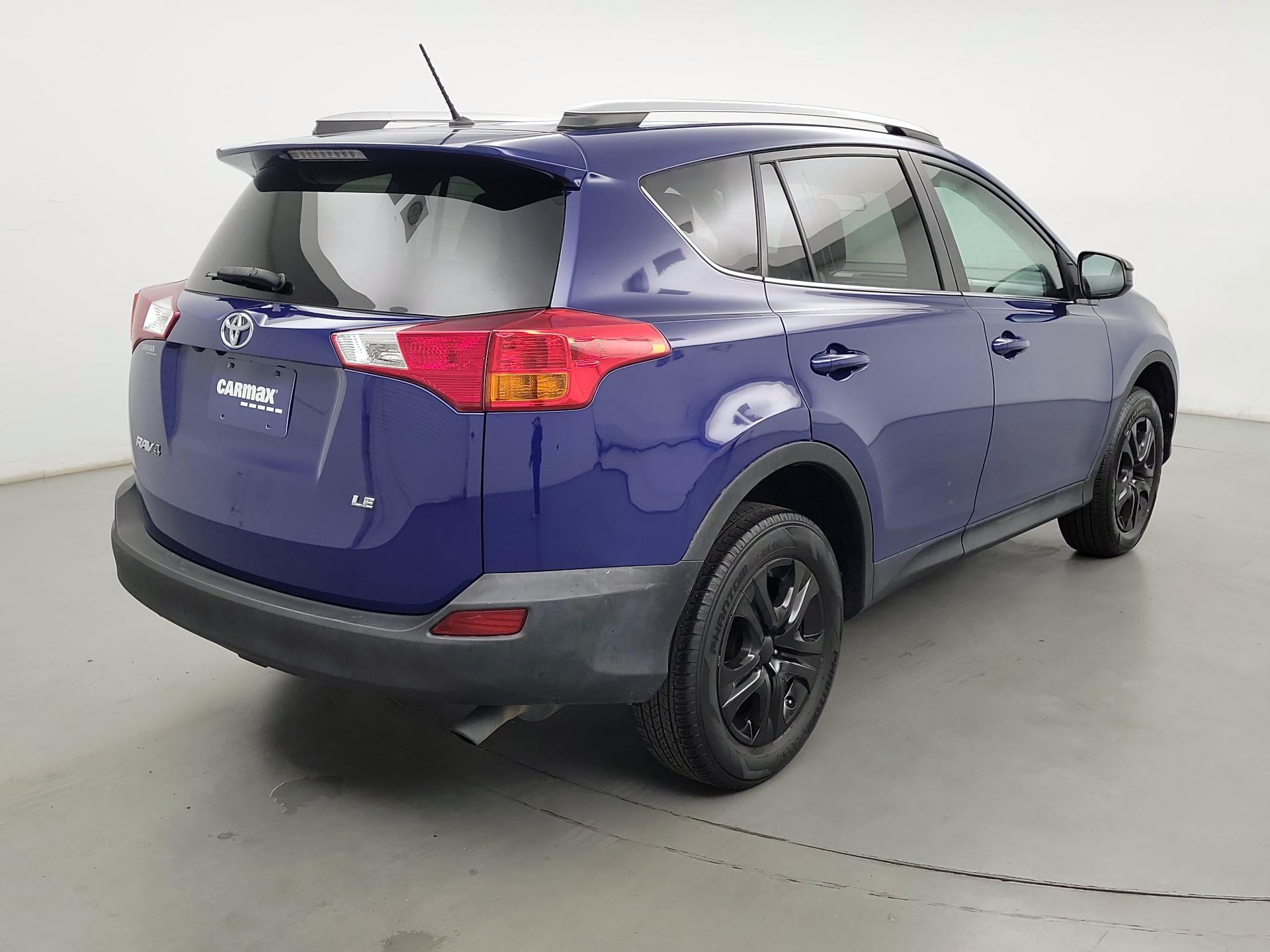 Thumbnail: 2015 Toyota RAV4 - 5