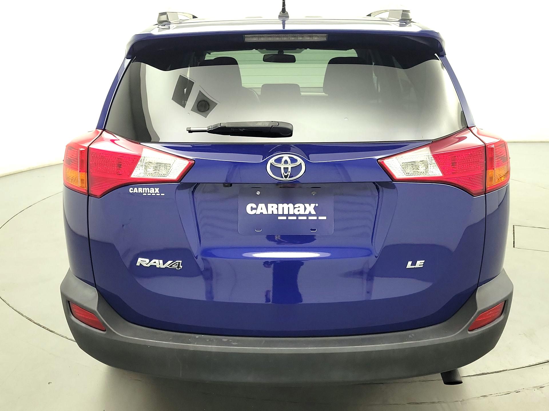 Thumbnail: 2015 Toyota RAV4 - 6