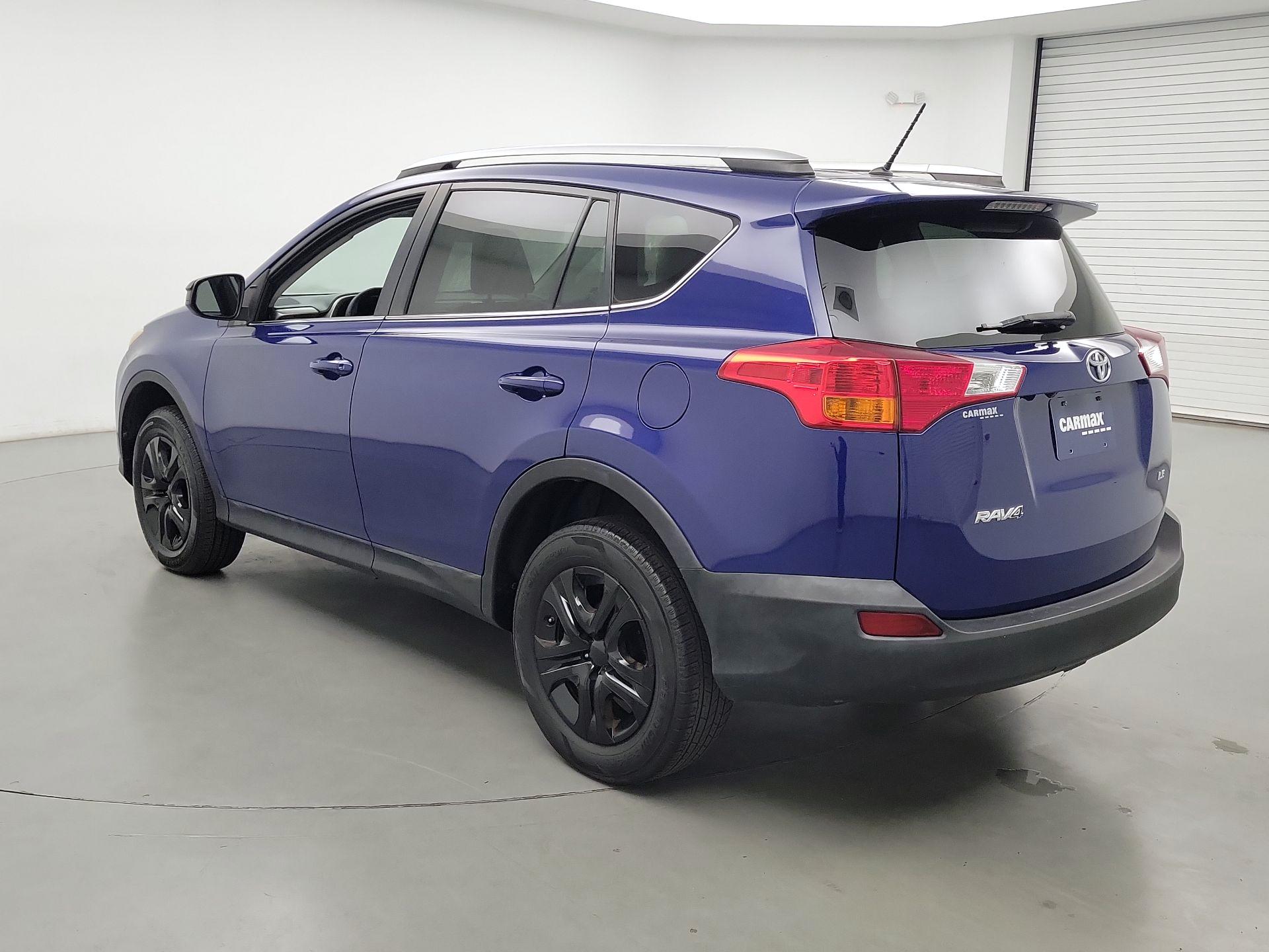 Thumbnail: 2015 Toyota RAV4 - 7