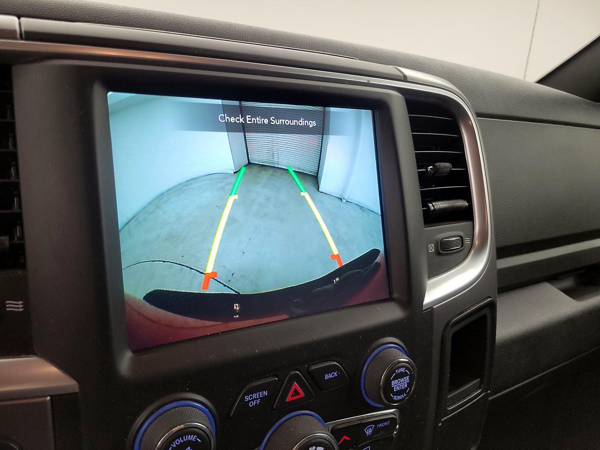 Thumbnail: 2021 RAM 1500 Classic - 12
