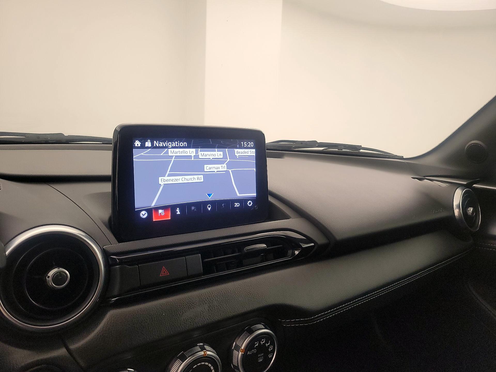 Thumbnail: 2021 Mazda MX-5 Miata - 12