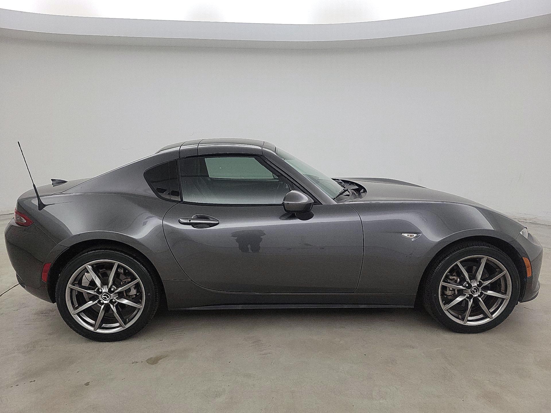 Thumbnail: 2021 Mazda MX-5 Miata - 4