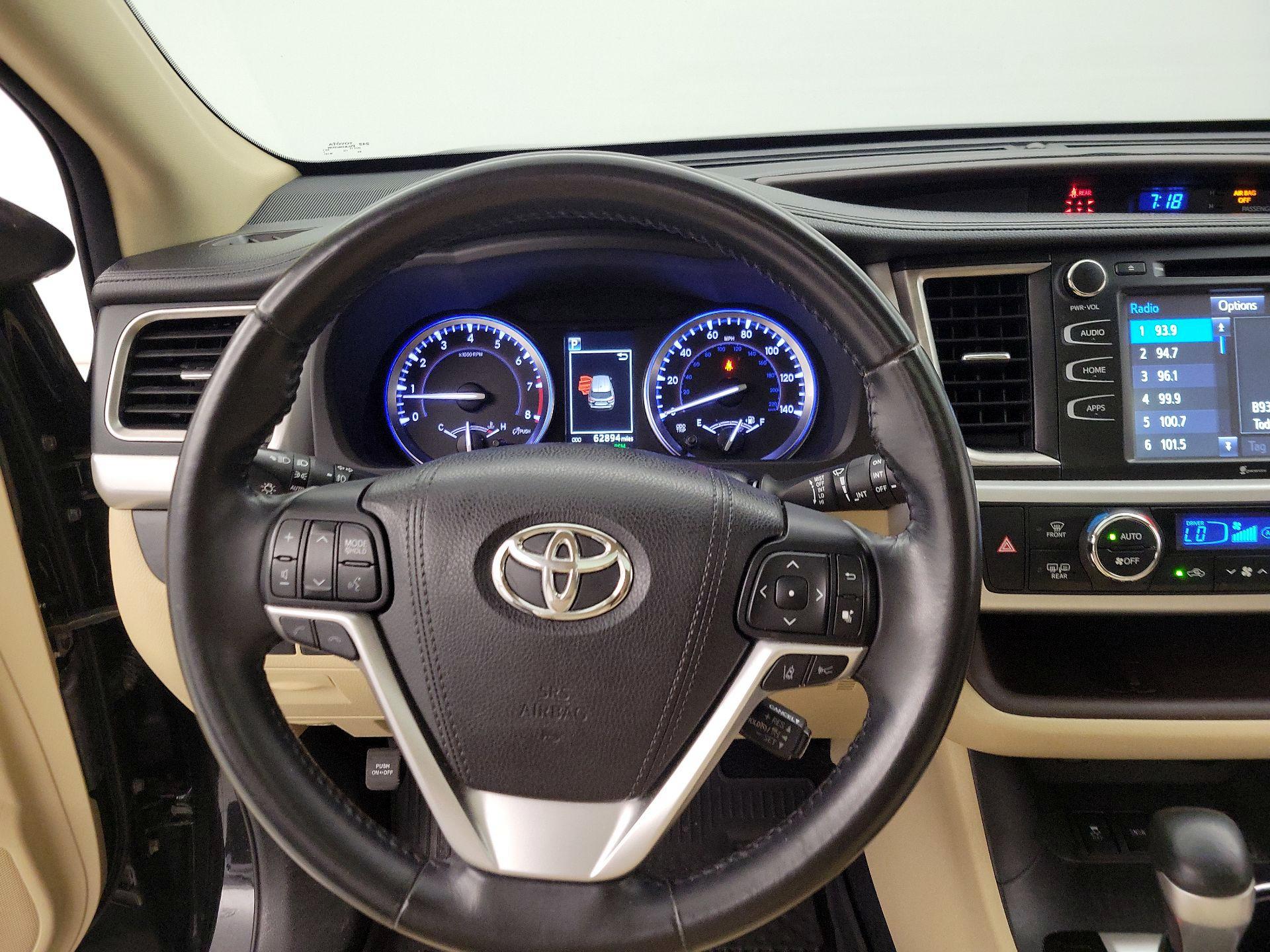 Thumbnail: 2018 Toyota Highlander - 10