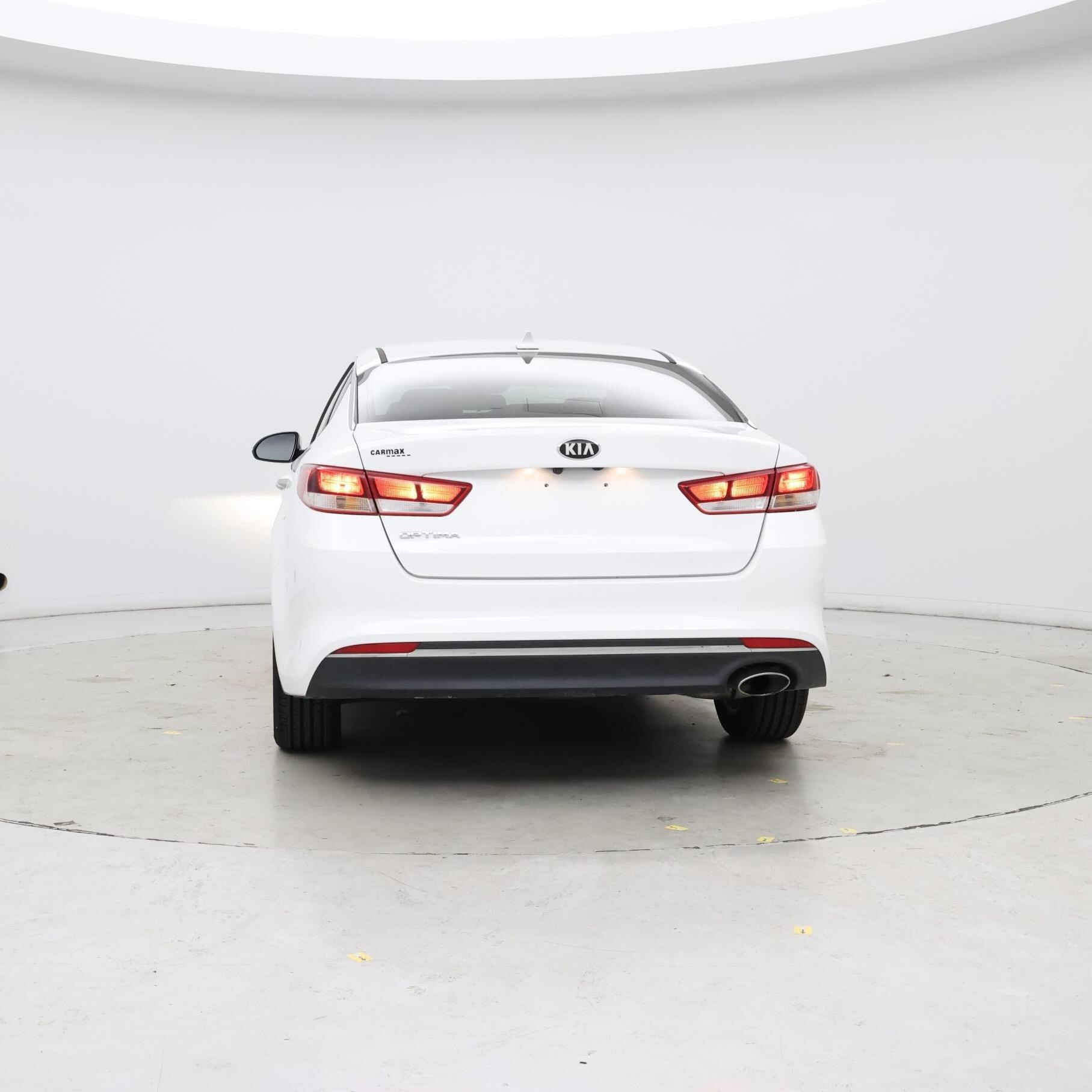 Thumbnail: 2017 Kia Optima - 6