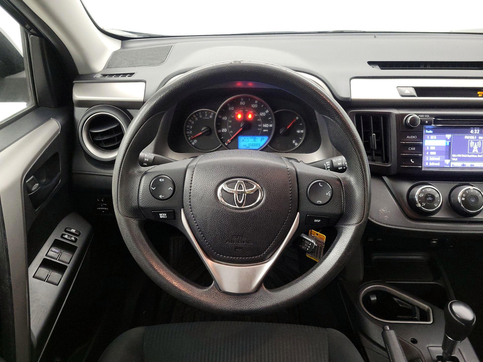 Thumbnail: 2016 Toyota RAV4 - 10