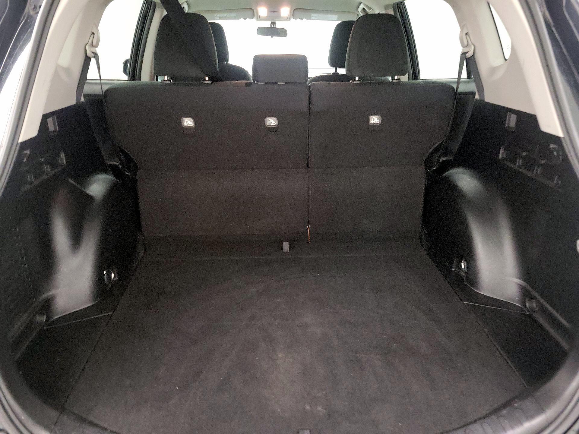 Thumbnail: 2016 Toyota RAV4 - 20