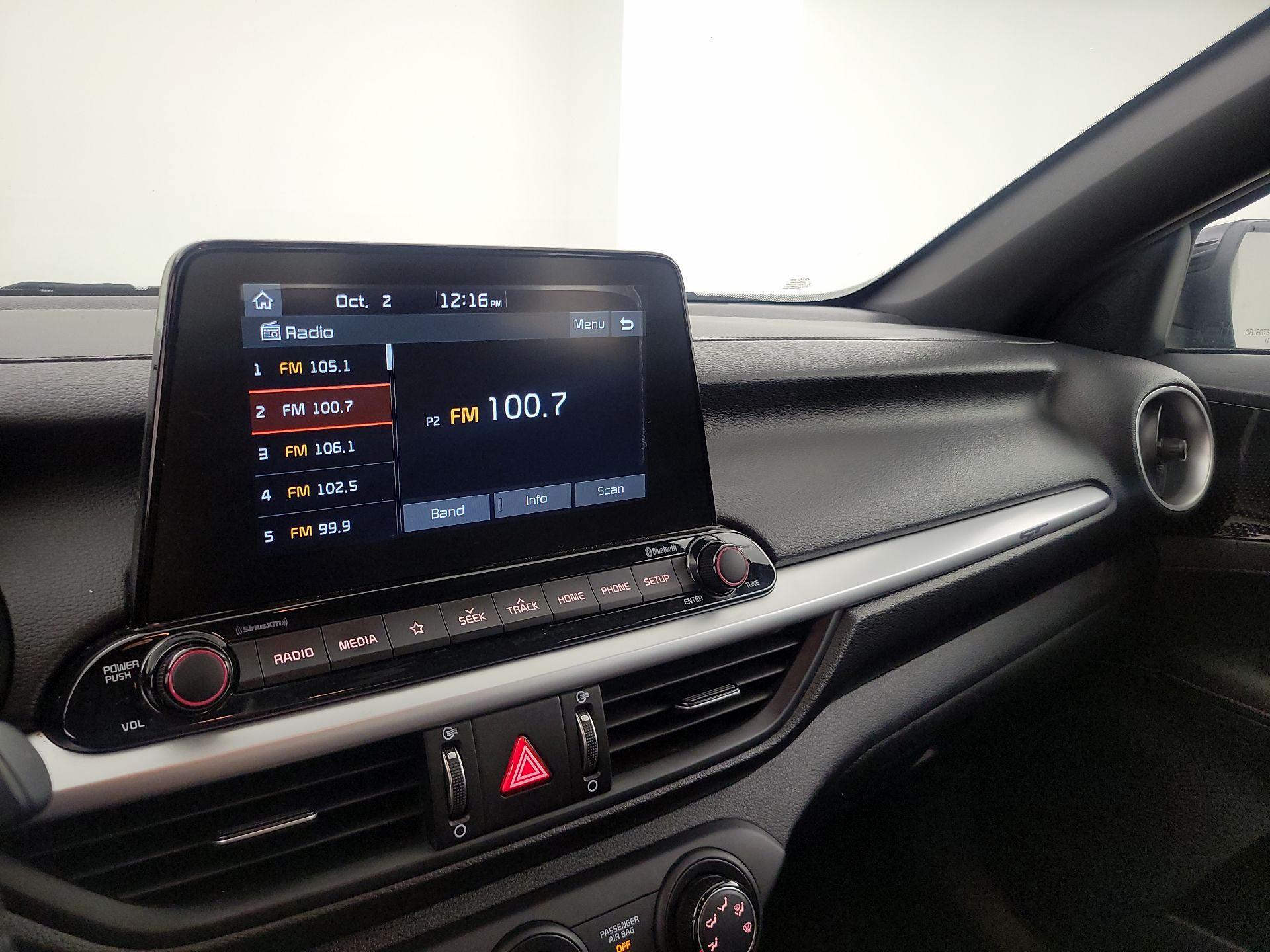 Thumbnail: 2021 Kia Forte - 15
