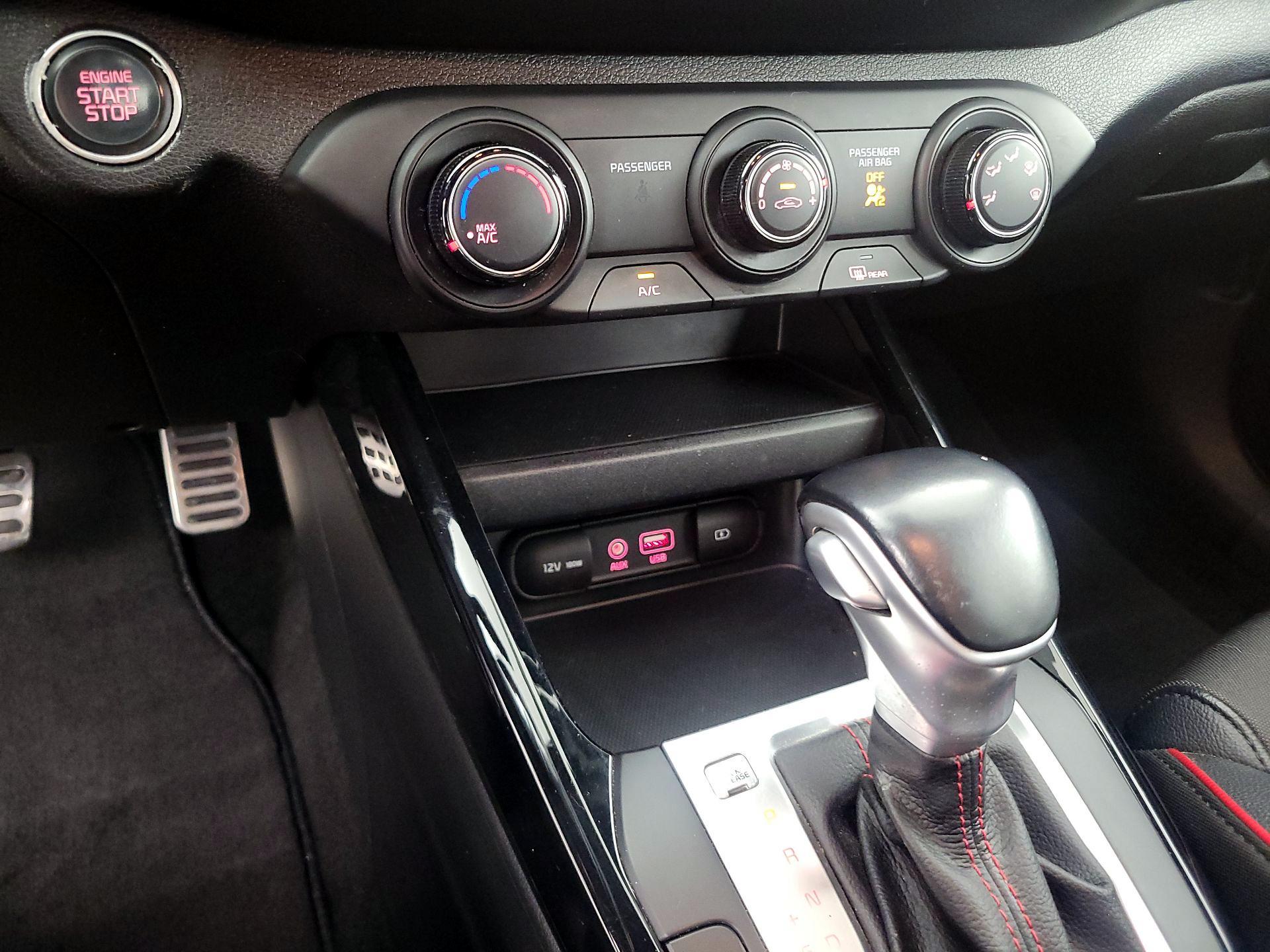 Thumbnail: 2021 Kia Forte - 16