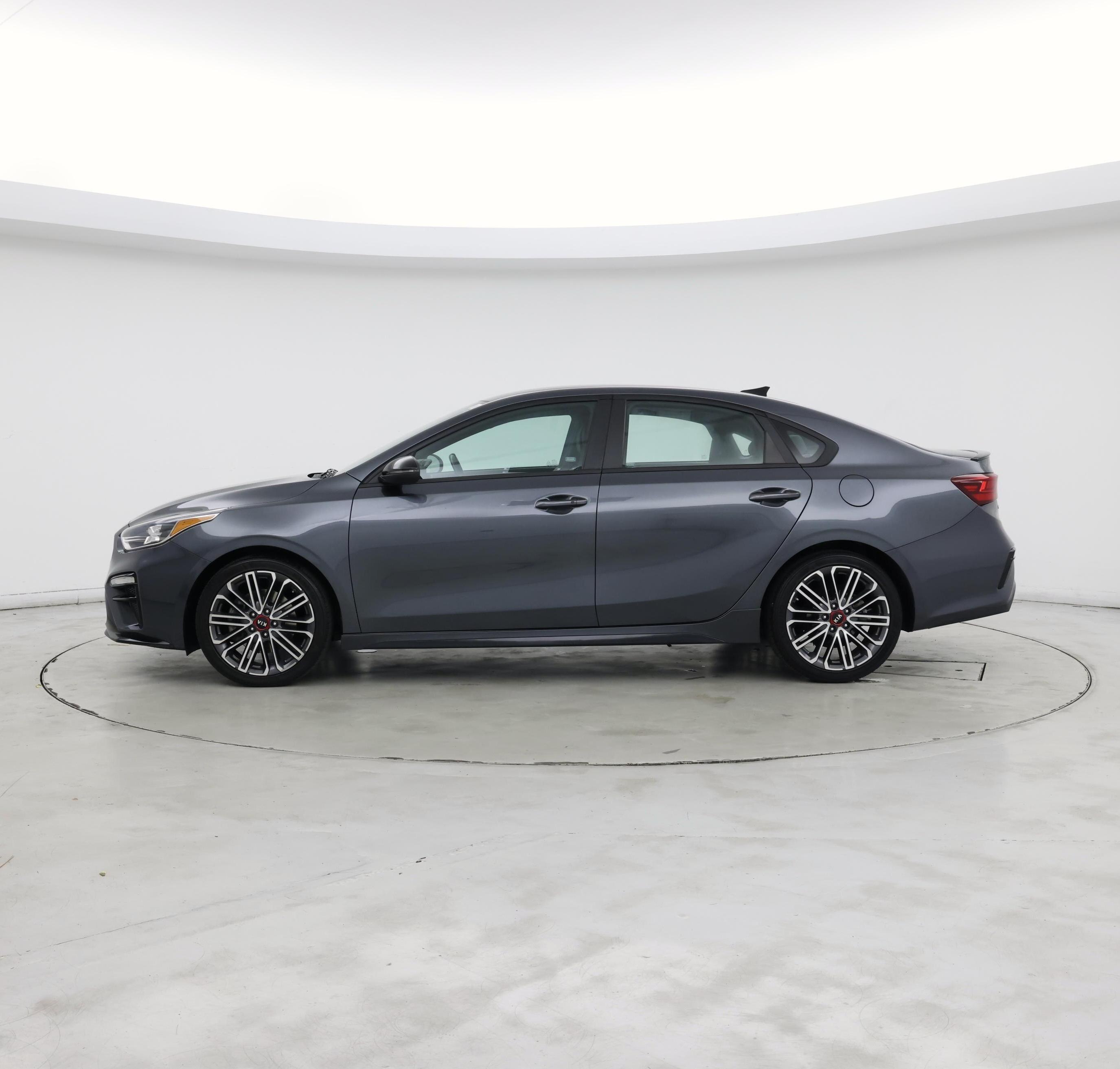 Thumbnail: 2021 Kia Forte - 3