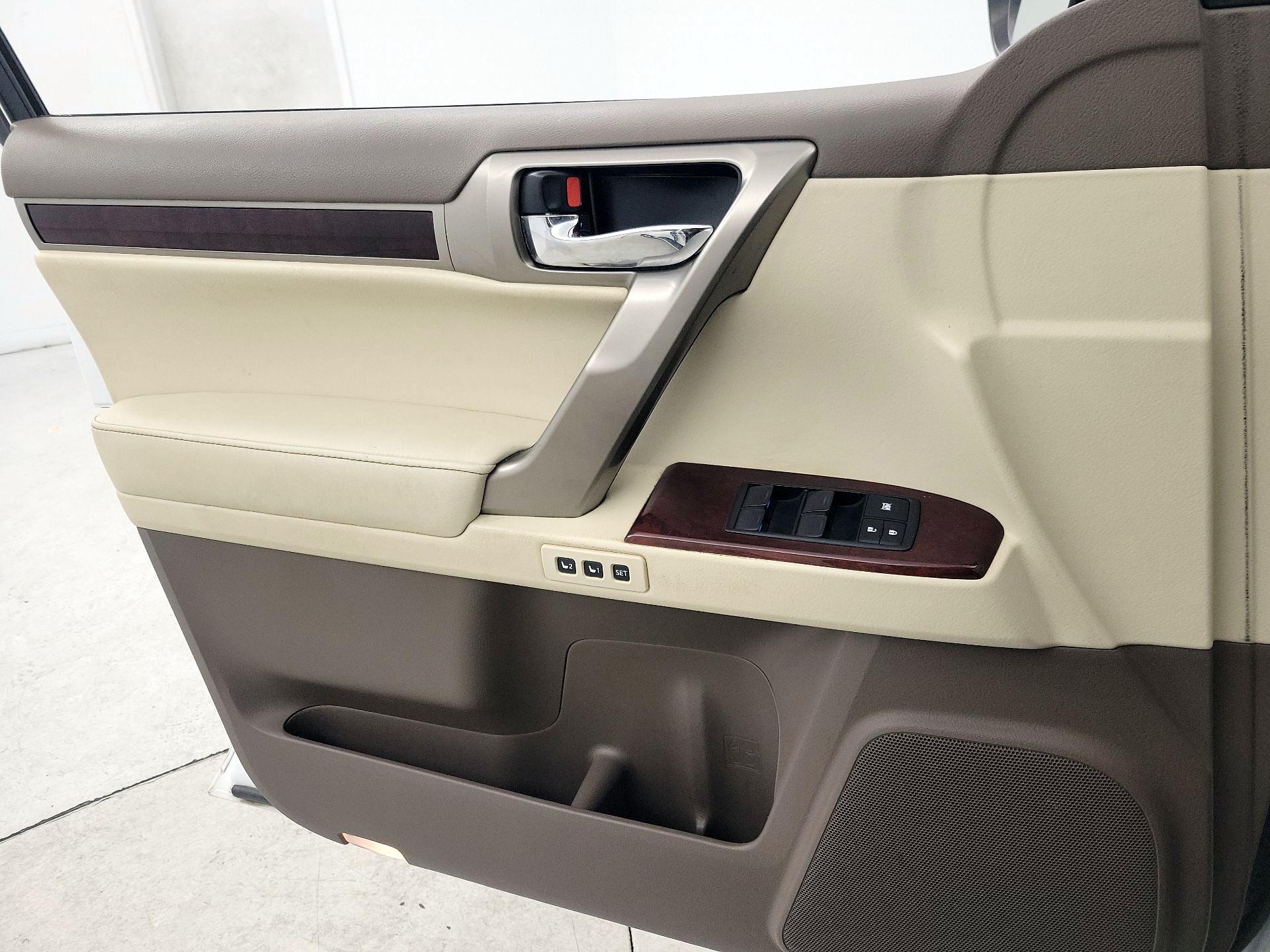 Thumbnail: 2017 Lexus GX - 12