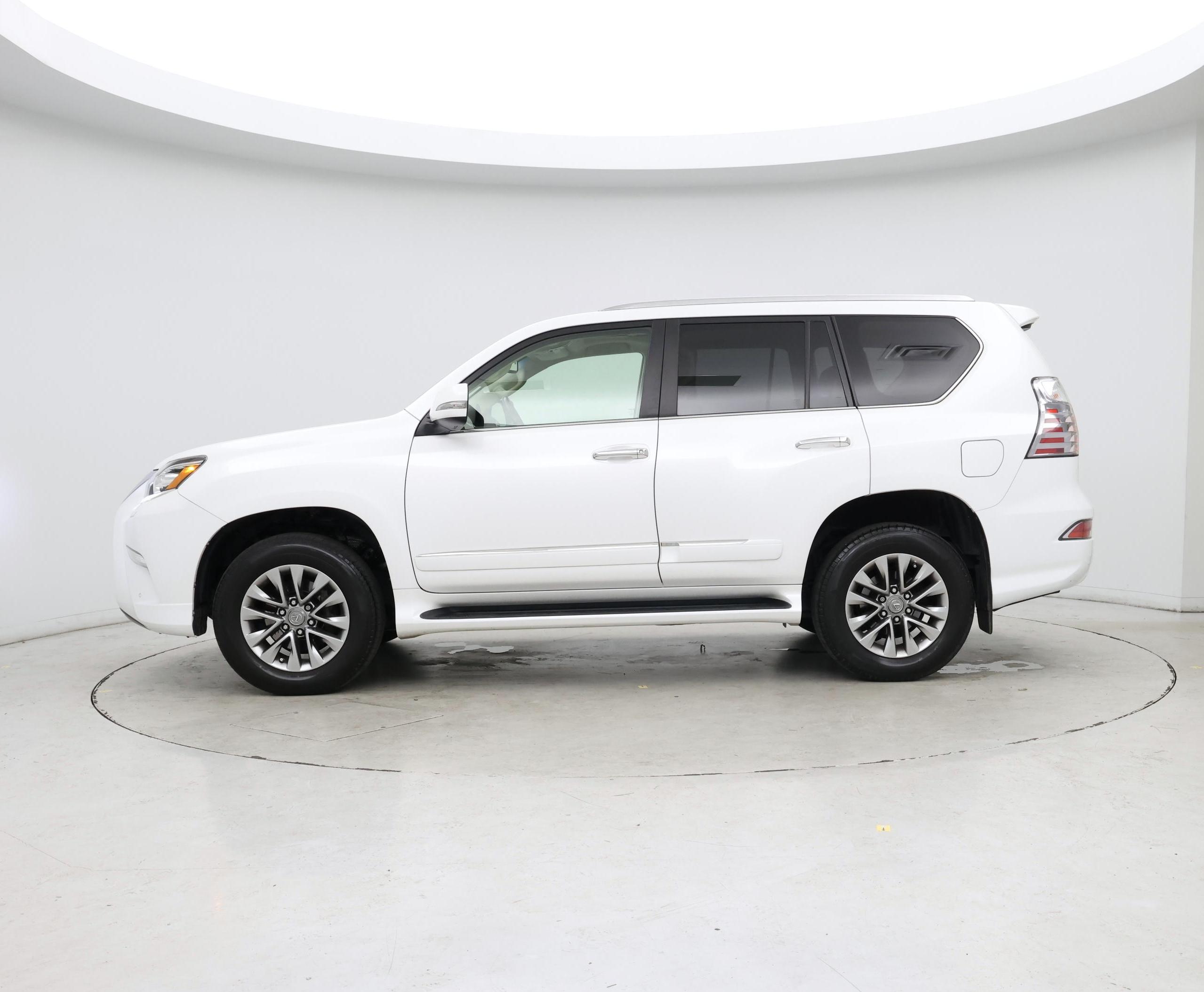 Thumbnail: 2017 Lexus GX - 3