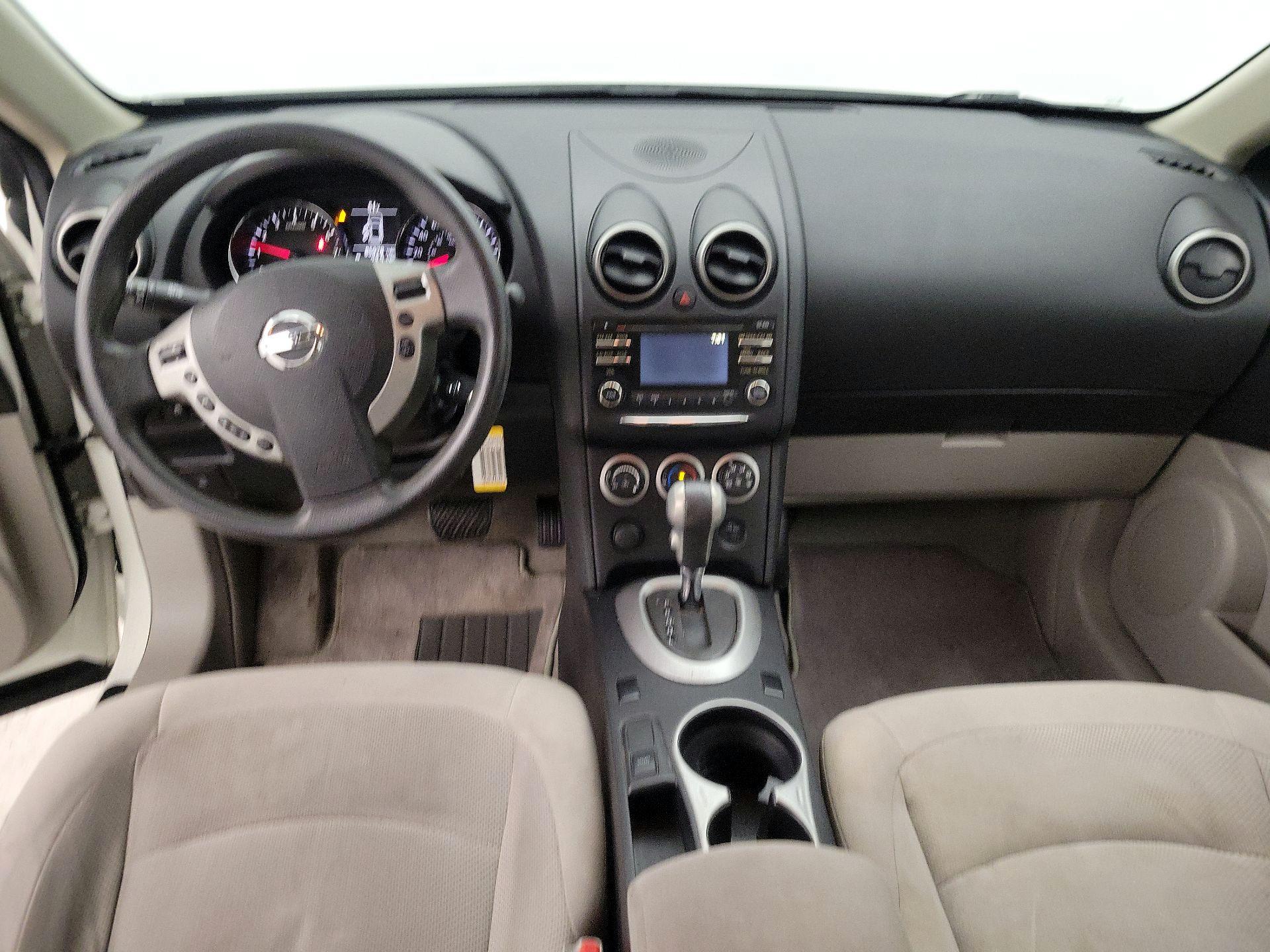 Thumbnail: 2015 Nissan Rogue - 9