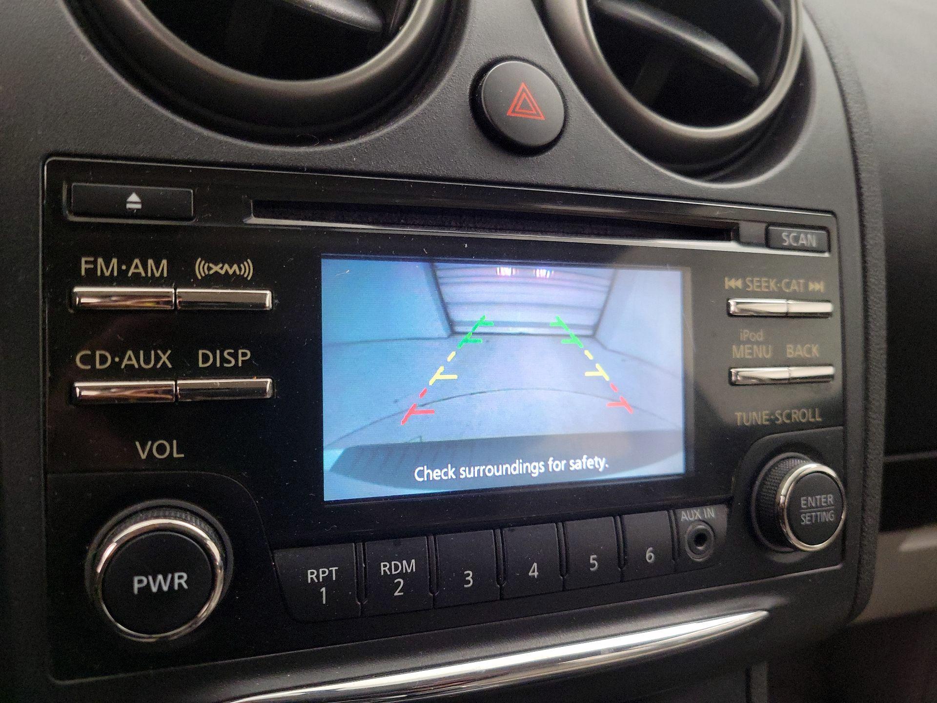 Thumbnail: 2015 Nissan Rogue - 14