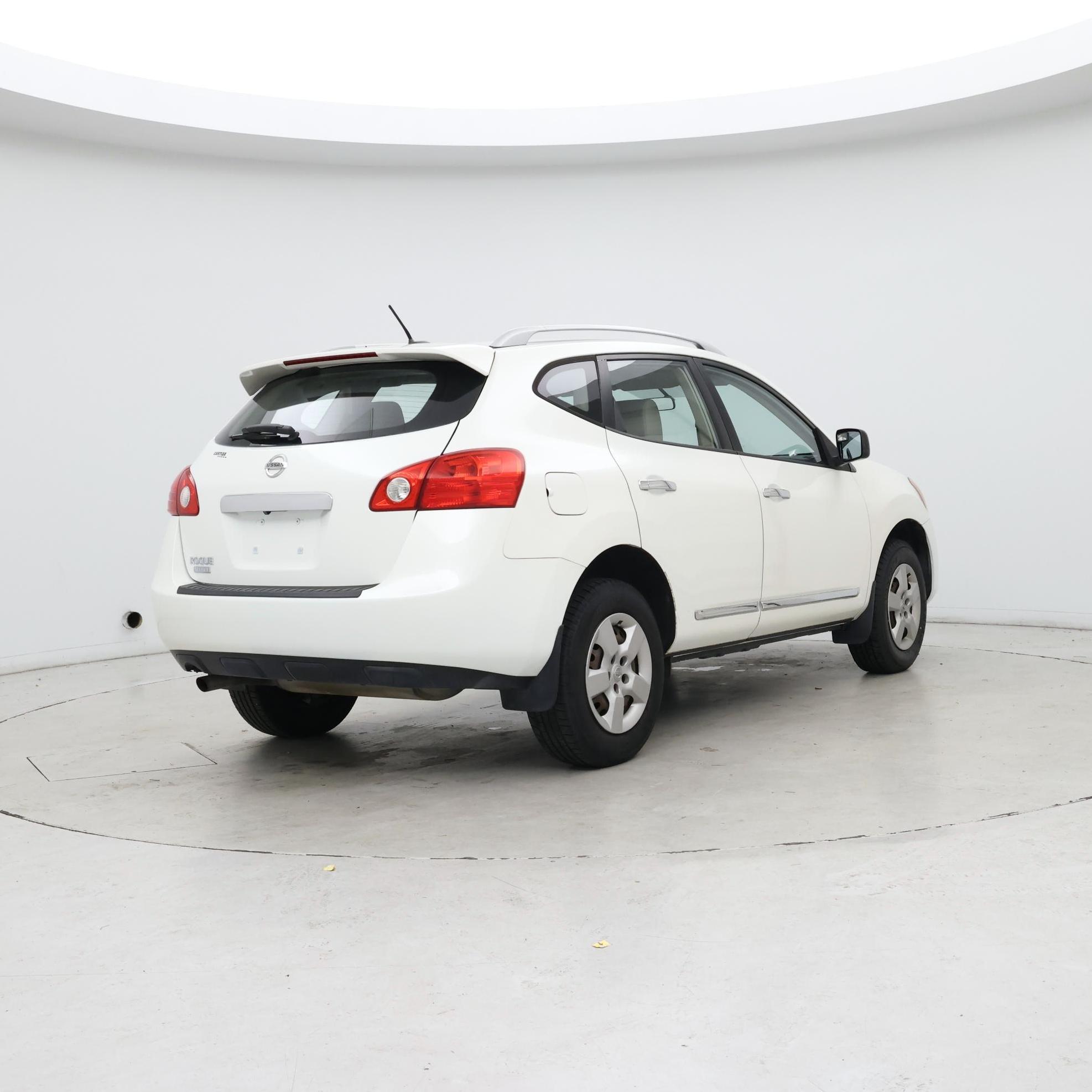 Thumbnail: 2015 Nissan Rogue - 8