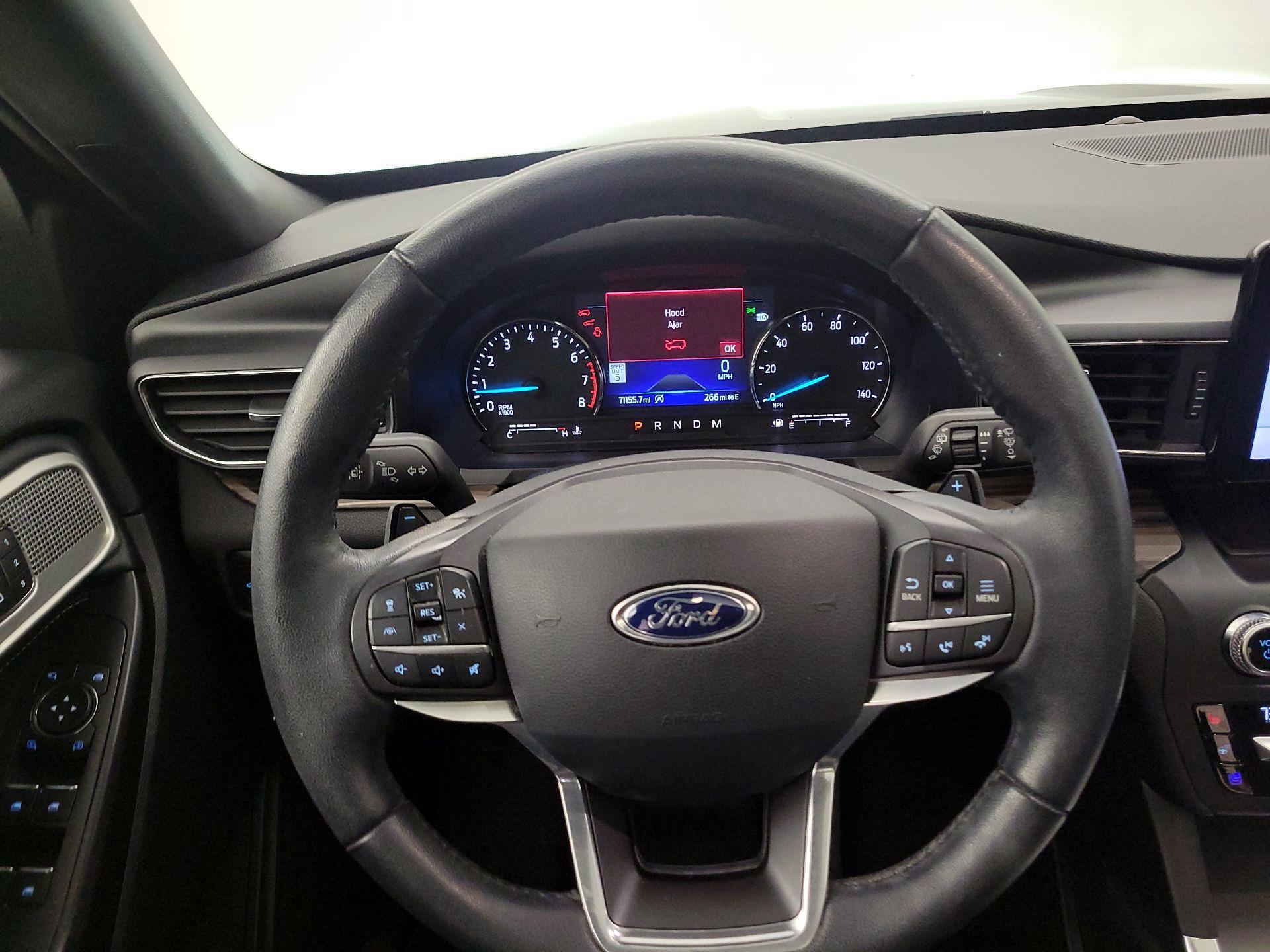 Thumbnail: 2020 Ford Explorer - 10