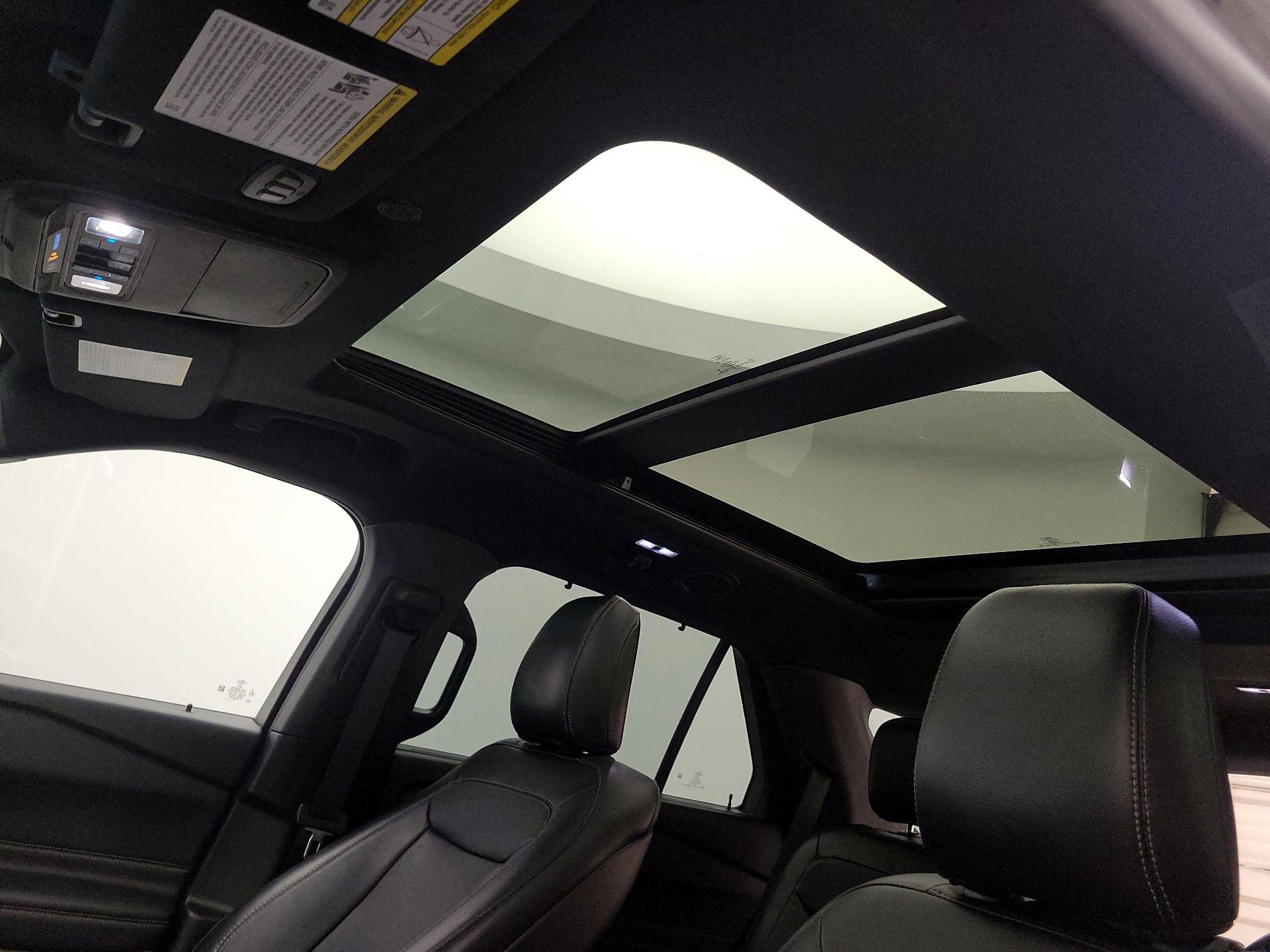 Thumbnail: 2020 Ford Explorer - 19