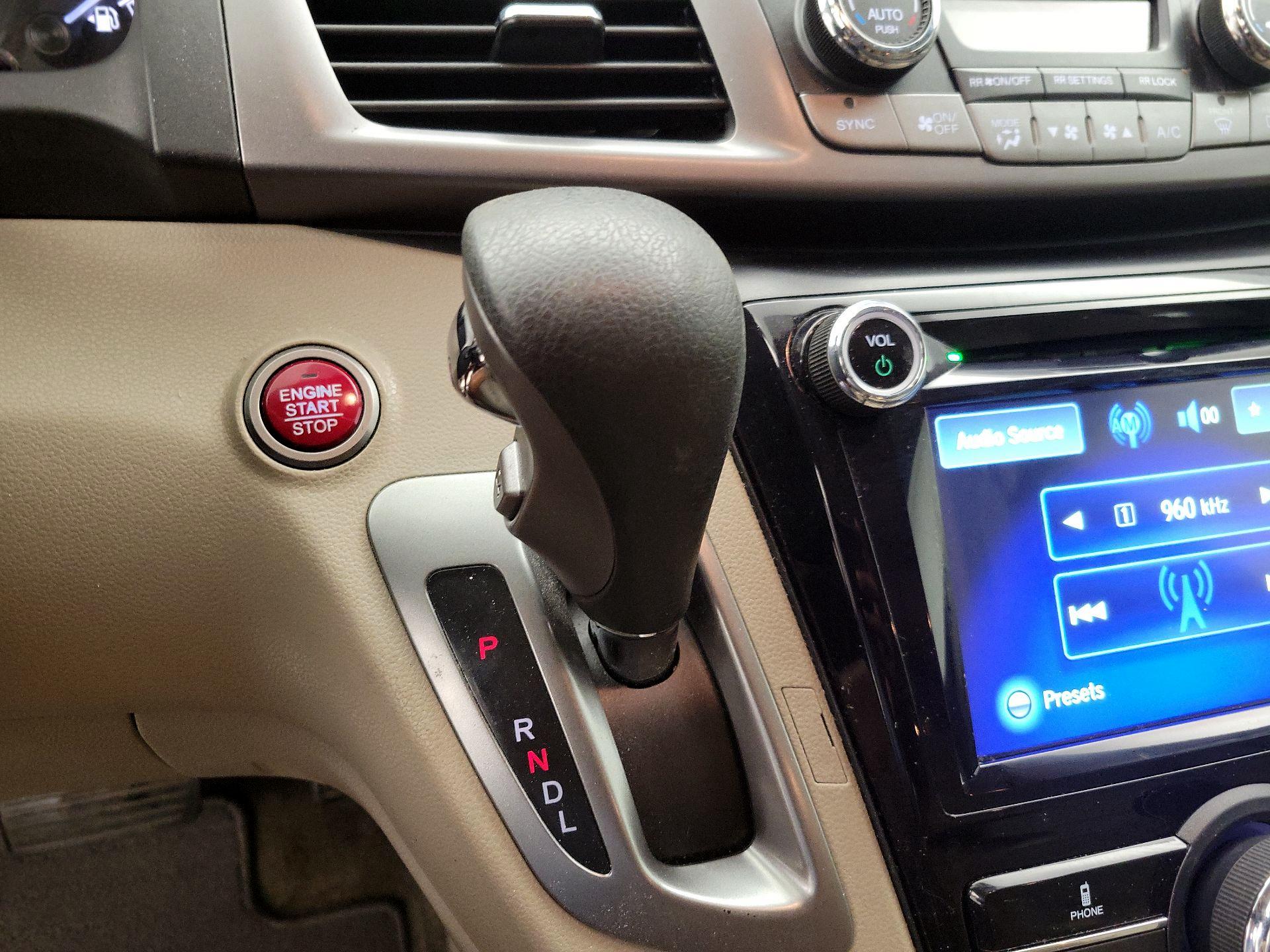 Thumbnail: 2014 Honda Odyssey - 17