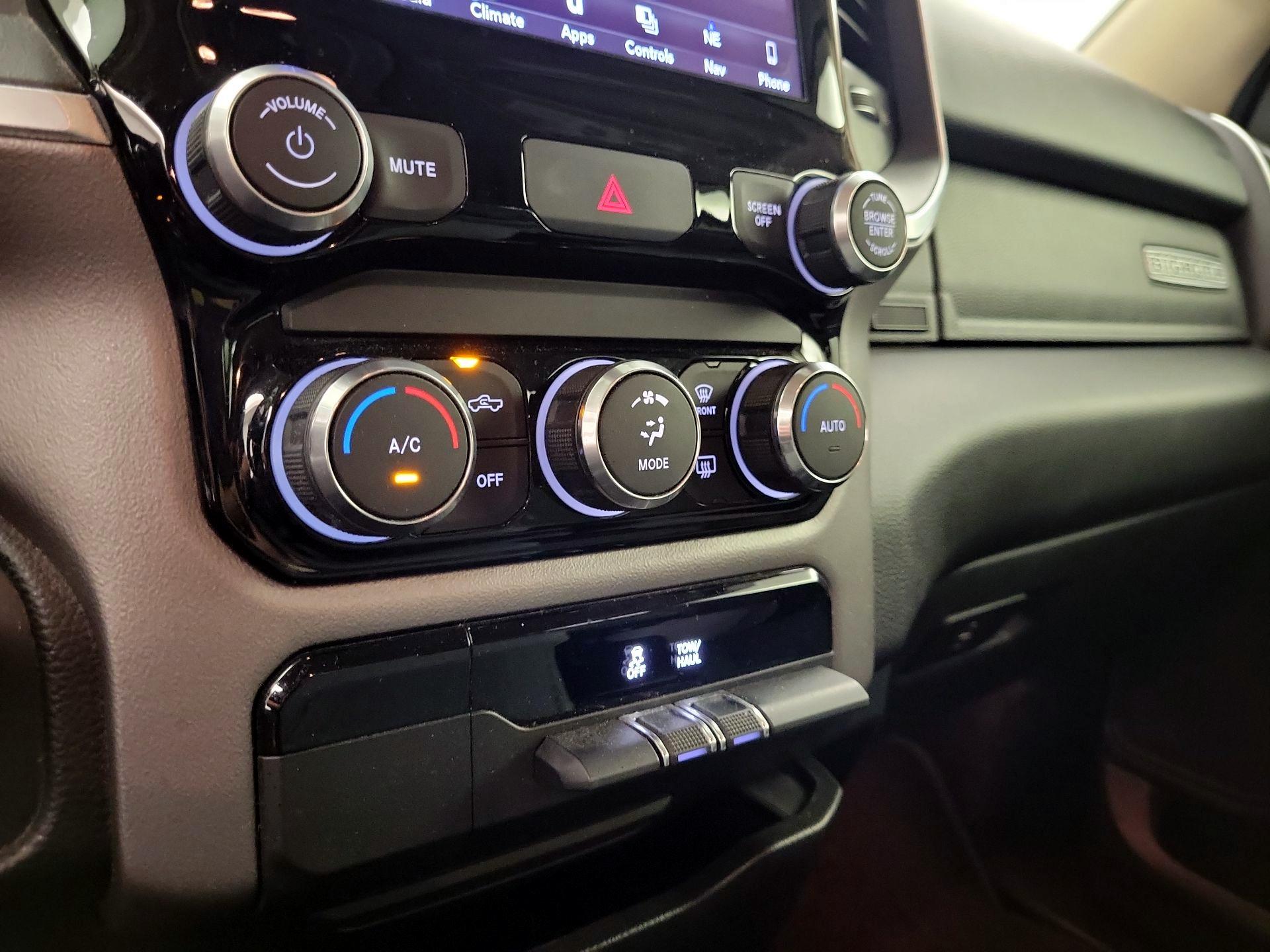 Thumbnail: 2019 RAM 1500 - 17