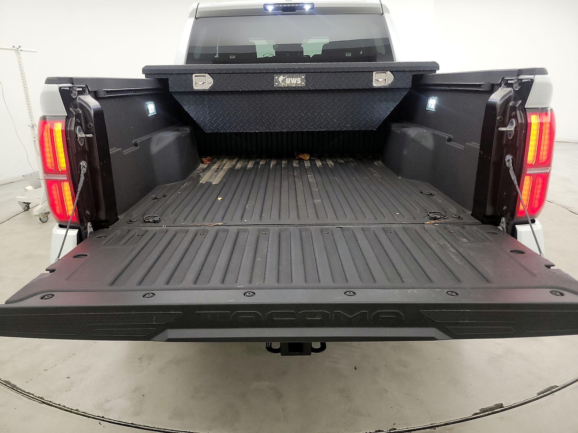 Thumbnail: 2024 Toyota Tacoma - 20