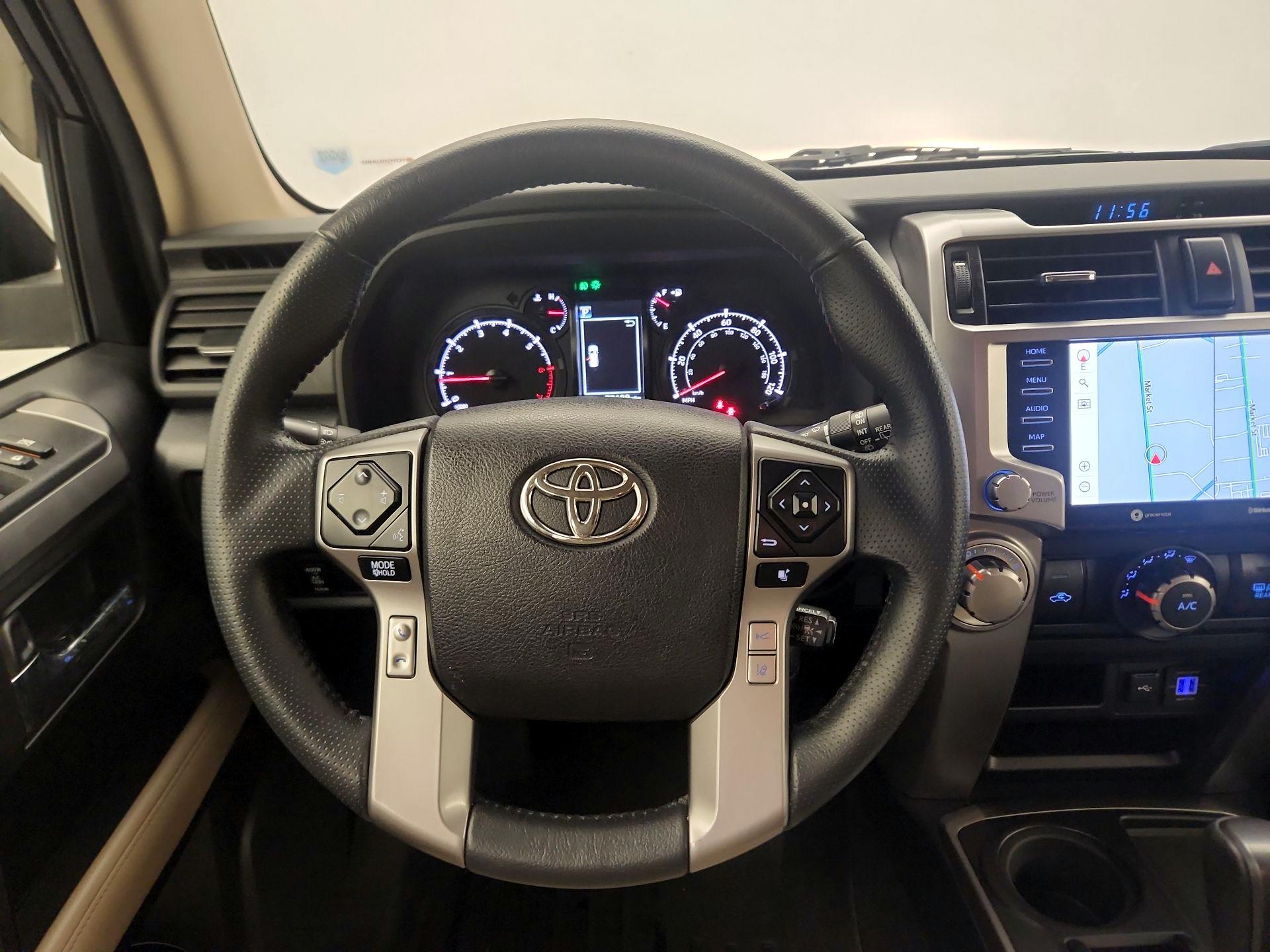 Thumbnail: 2020 Toyota 4Runner - 10