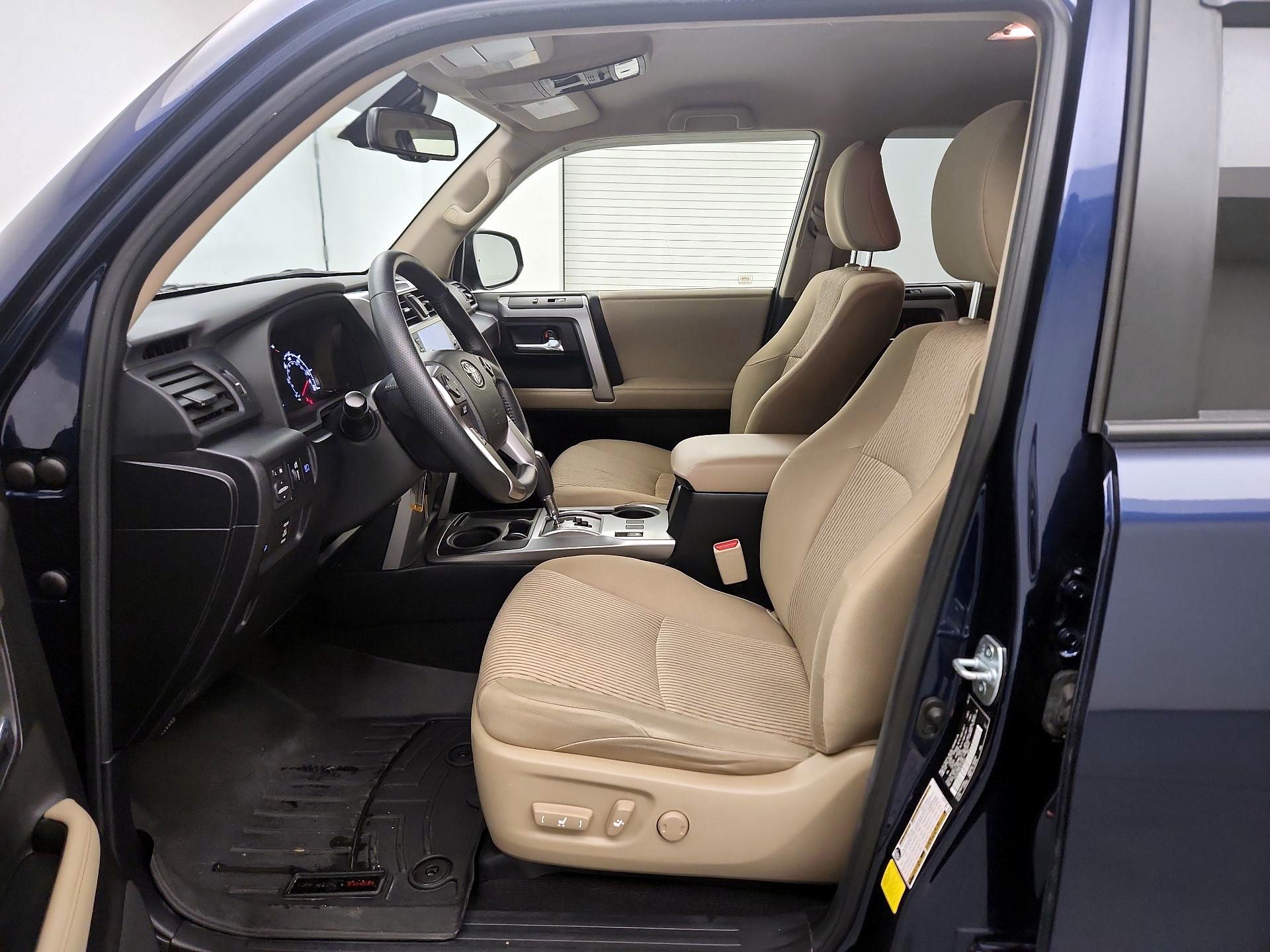 Thumbnail: 2020 Toyota 4Runner - 11