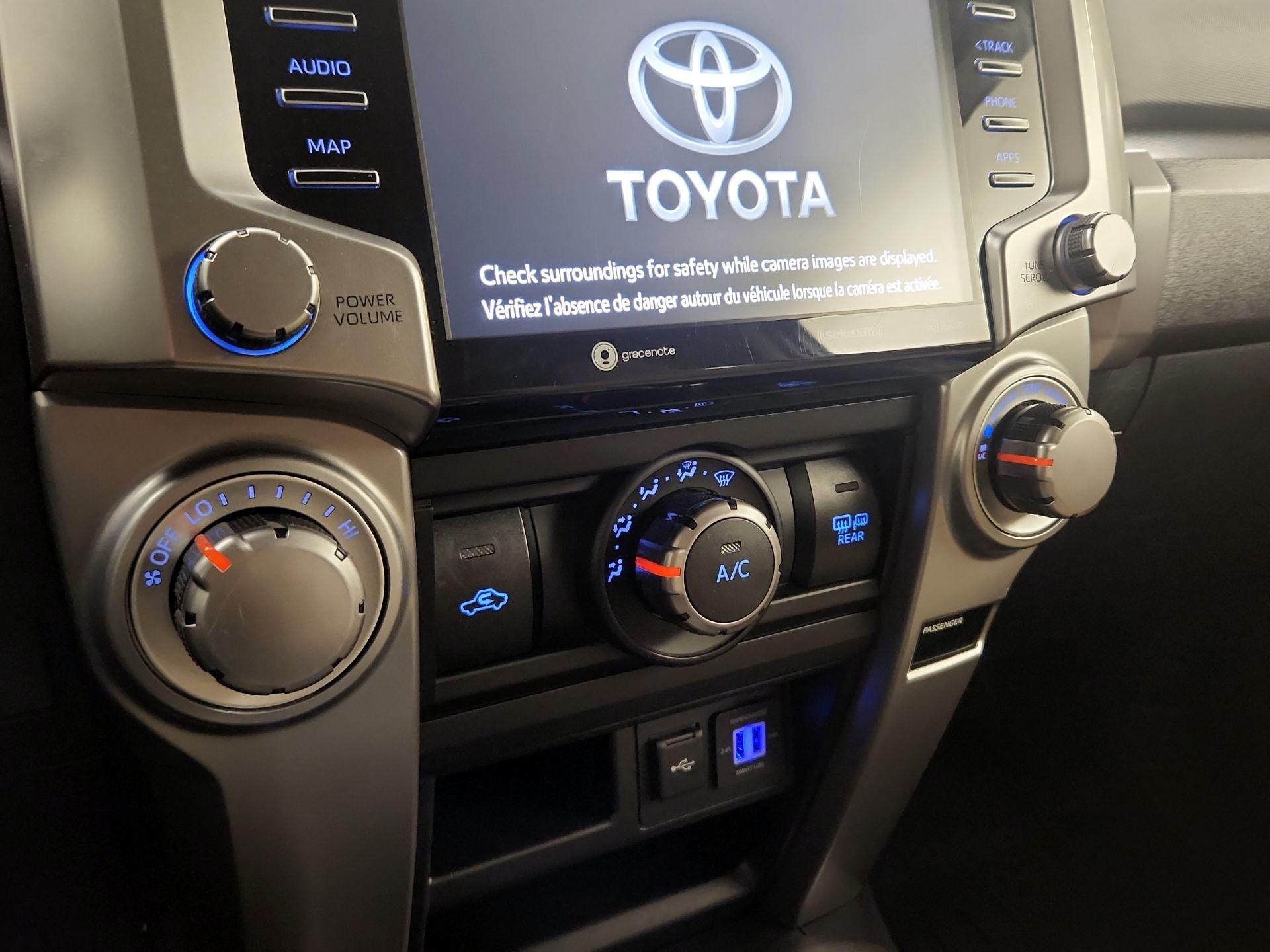 Thumbnail: 2020 Toyota 4Runner - 17