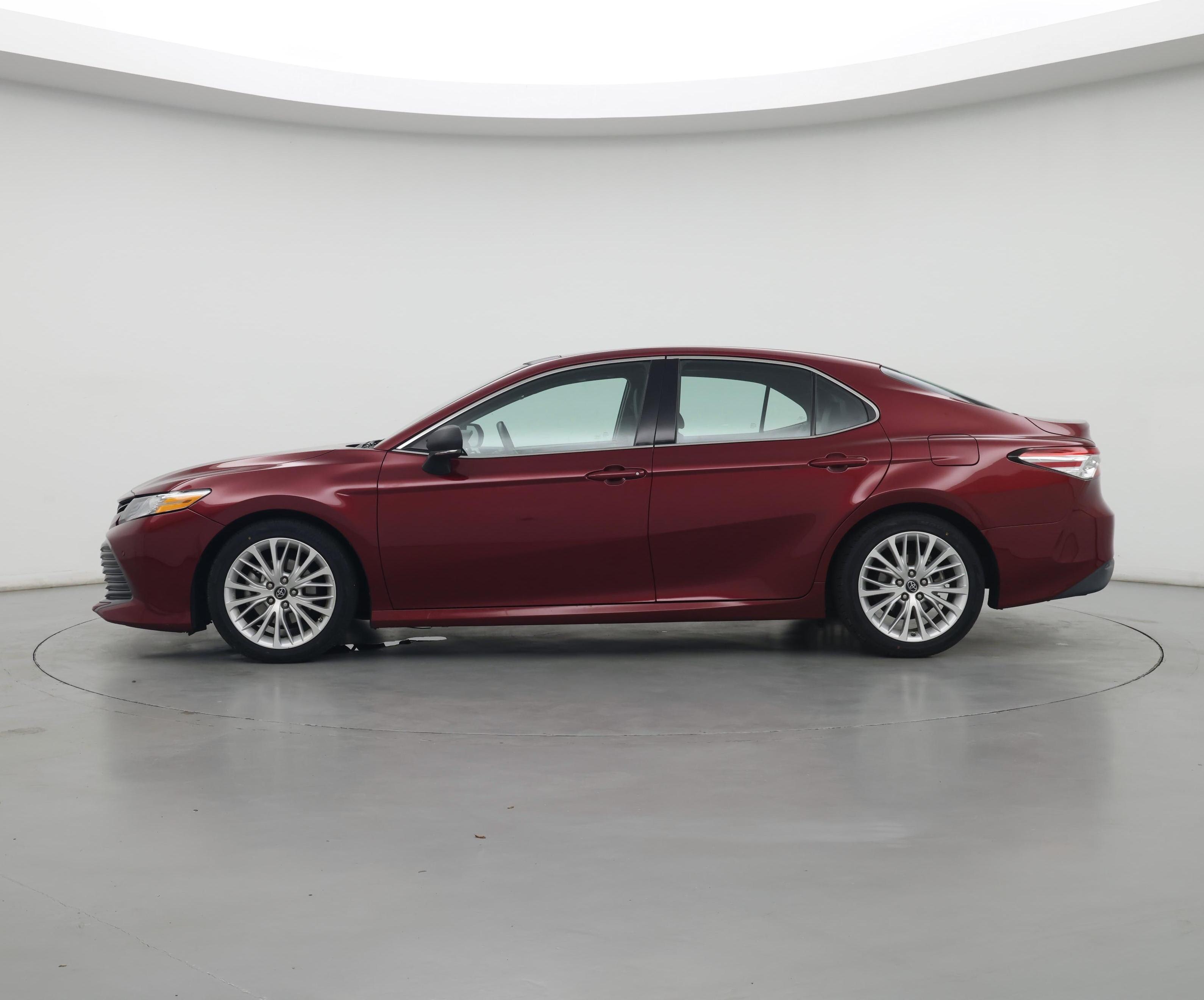 Thumbnail: 2018 Toyota Camry - 3